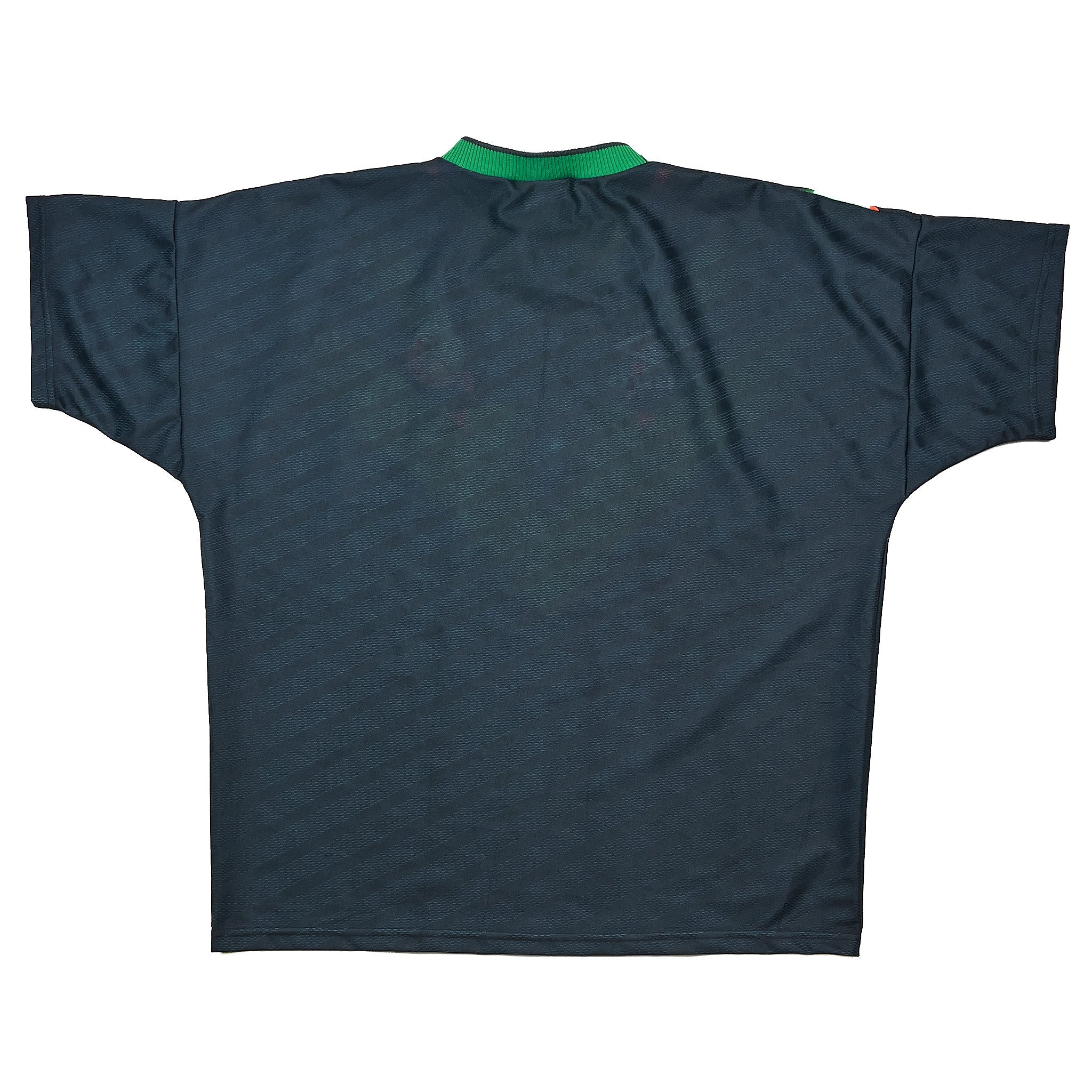 1995-96-ireland-training-shirt-xl-umbro6786