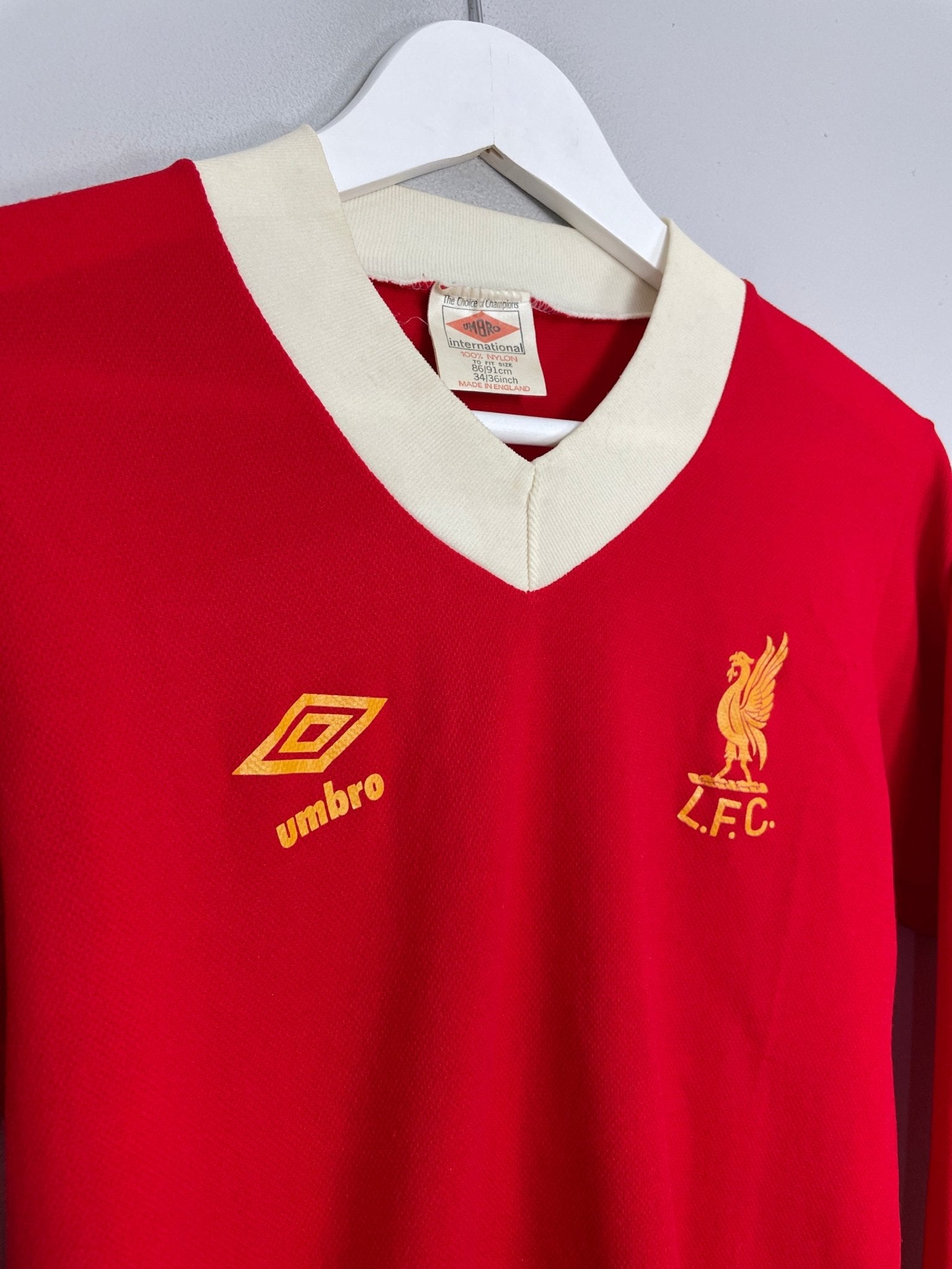 Shop 1979/82 LIVERPOOL L/S HOME SHIRT (S) UMBRO, classic football shirts, vintage football shirts & retro soccer jerseys at Cult Kits