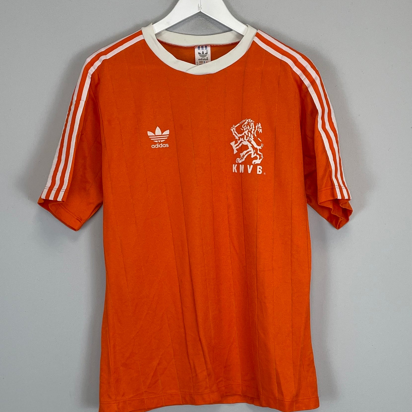 Shop 1988/90 NETHERLANDS HOME SHIRT (L) ADIDAS, classic football shirts, vintage football shirts & retro soccer jerseys at Cult Kits