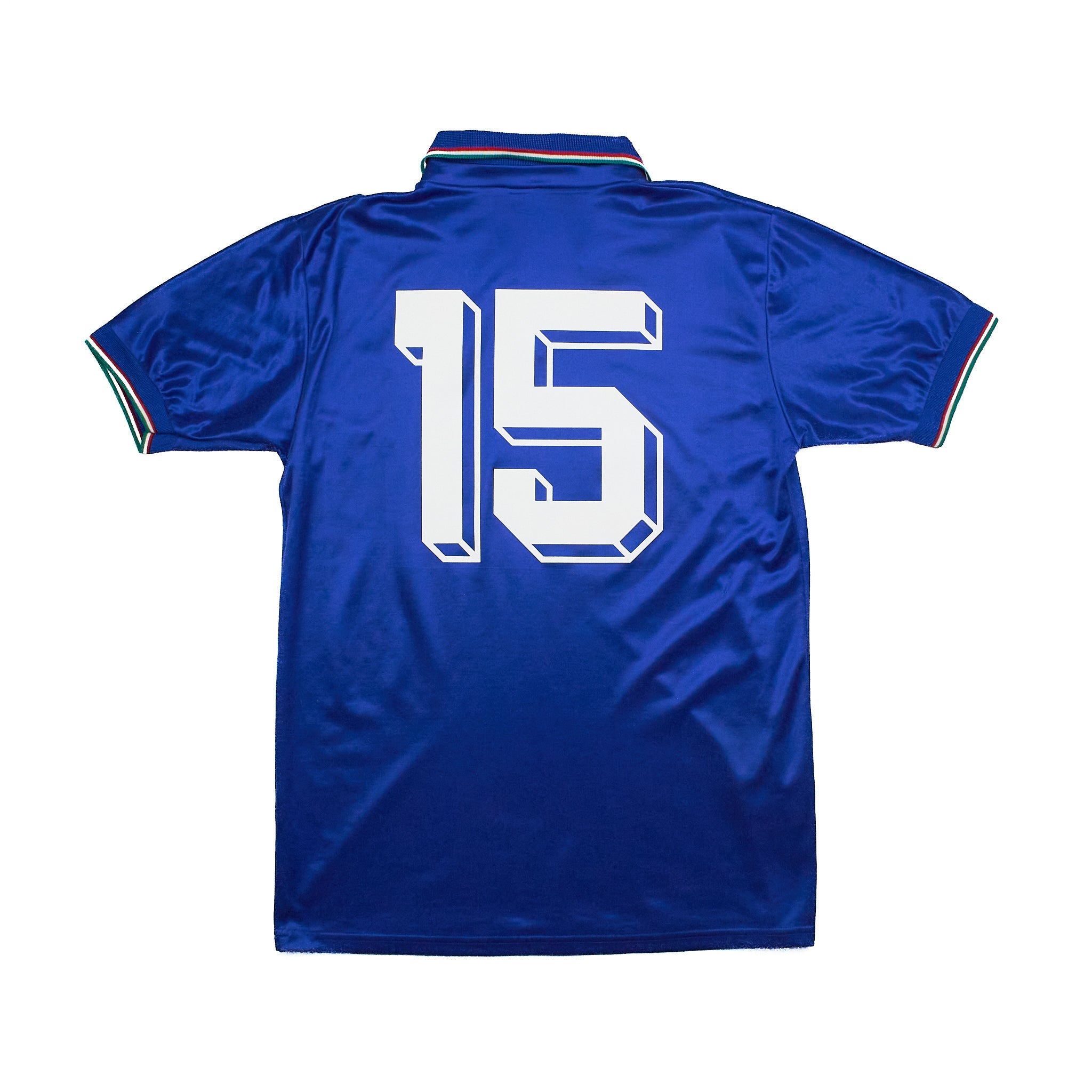 Buy 1986/90 Italy Baggio 15 Home Shirt (L) Diadora ~ Free worldwide shipping ~ Authentic Vintage Football Shirts from Cult Kits