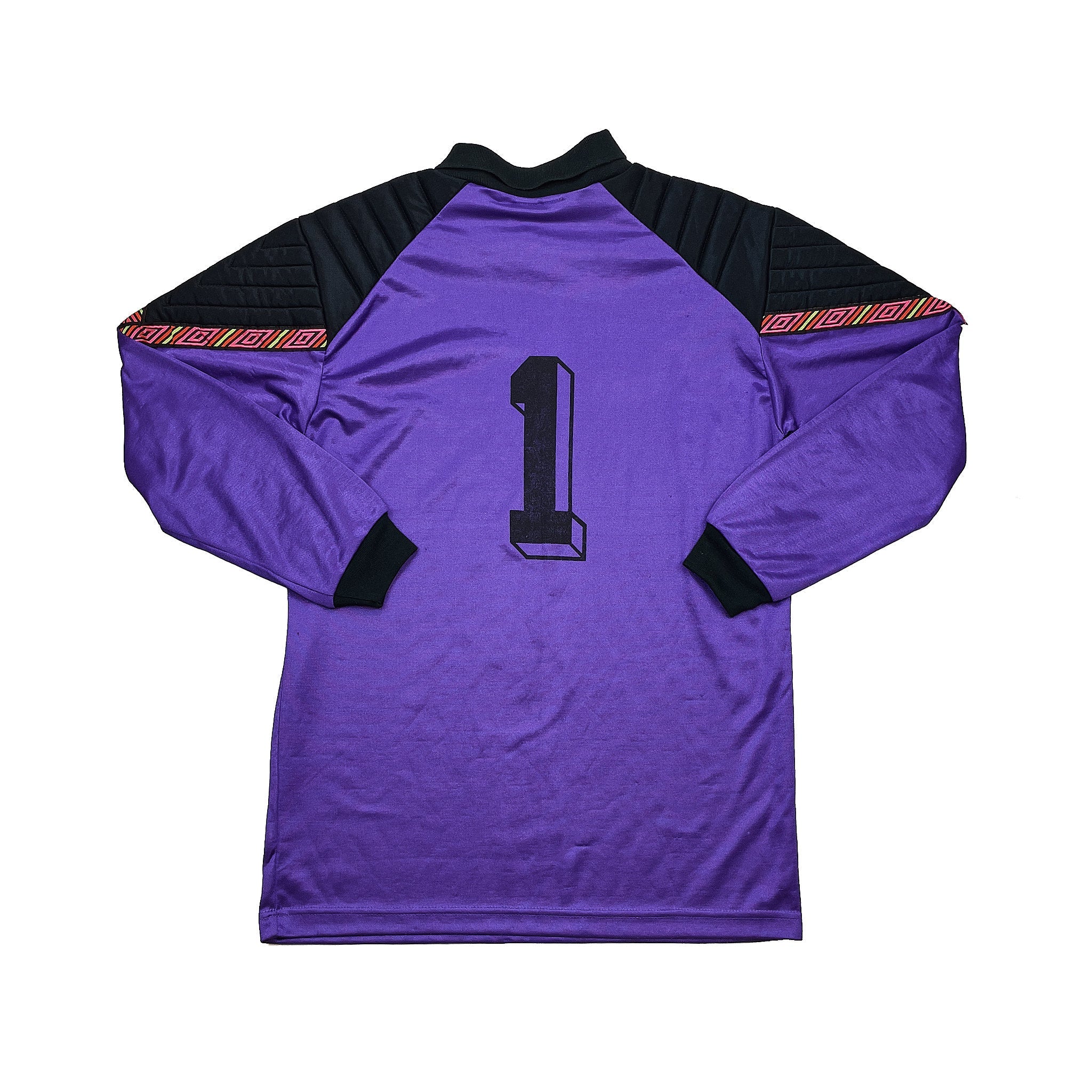 Buy 1988/90 Umbro 1 GK Template Shirt (L) ~ Free worldwide shipping ~ Authentic Vintage Football Shirts from Cult Kits
