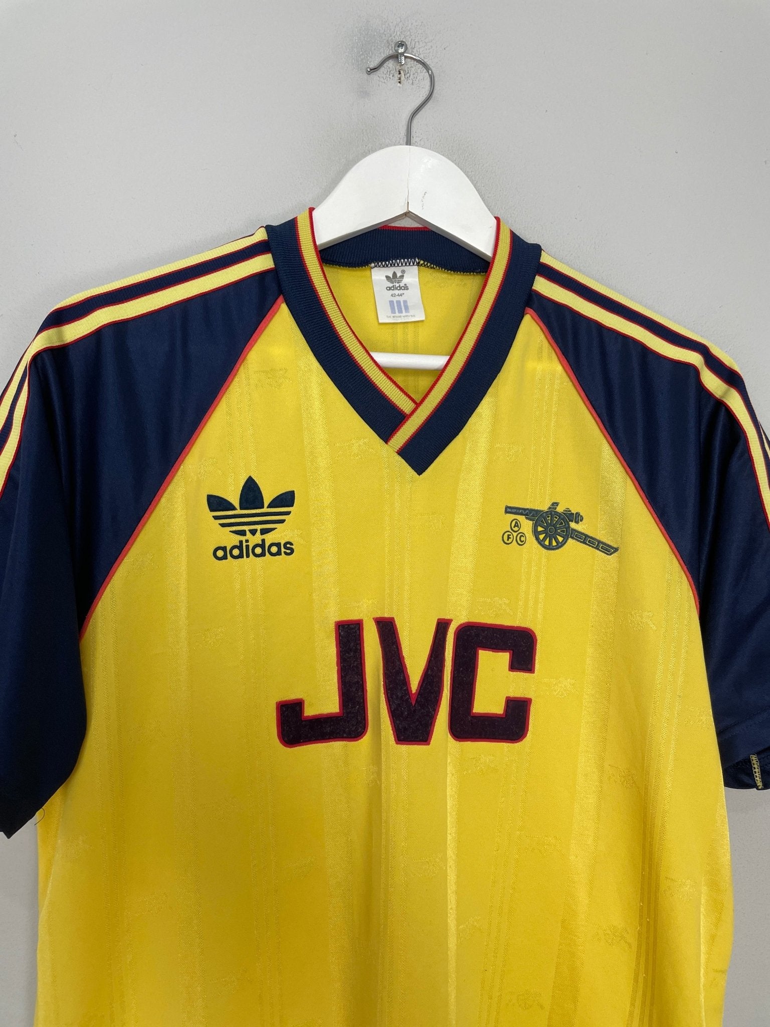 Shop 1988/91 ARSENAL AWAY SHIRT (L) ADIDAS, classic football shirts, vintage football shirts & retro soccer jerseys at Cult Kits
