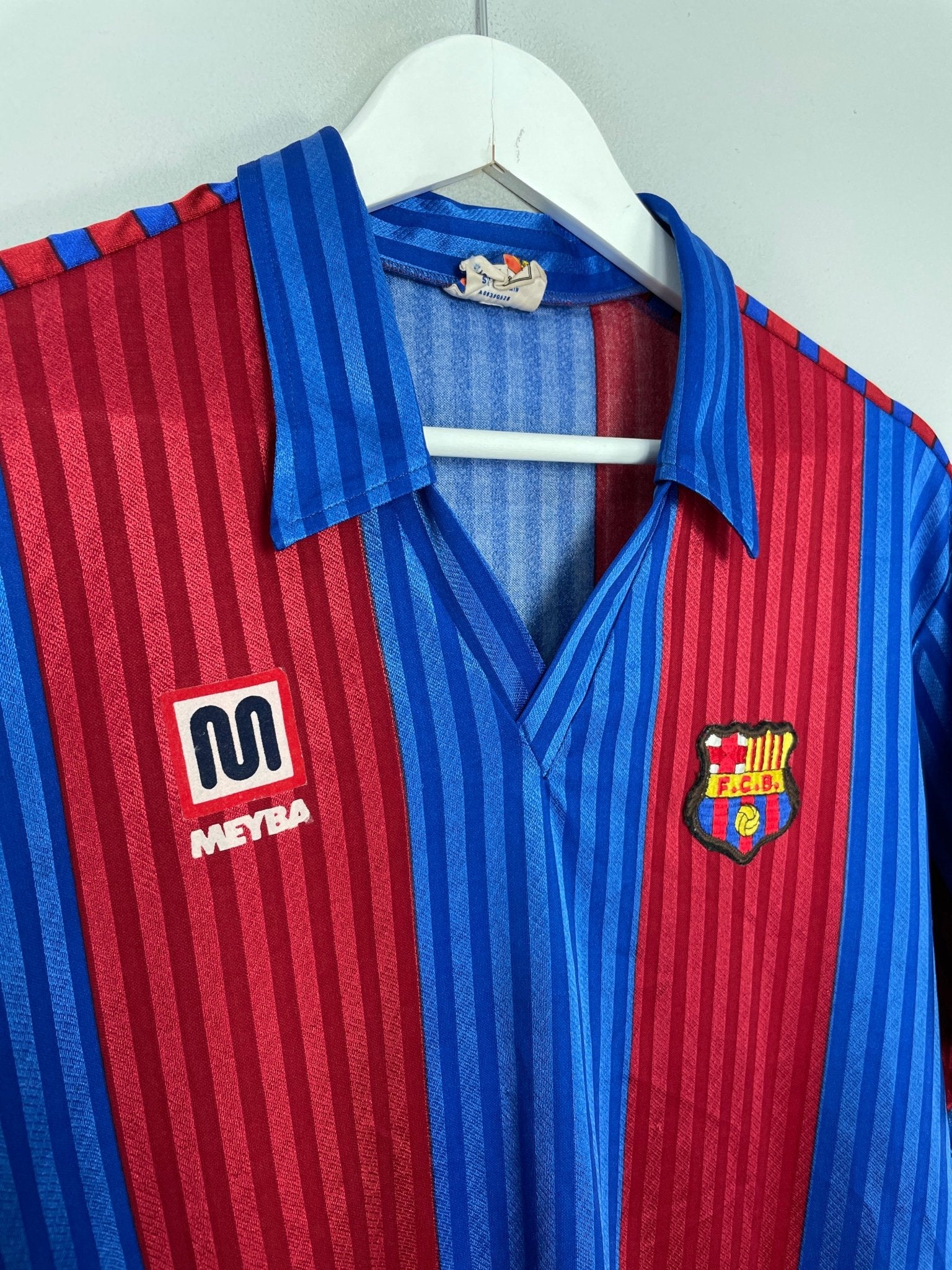 Shop 1989/92 BARCELONA #10 HOME SHIRT (XL) MEYBA, classic football shirts, vintage football shirts & retro soccer jerseys at Cult Kits