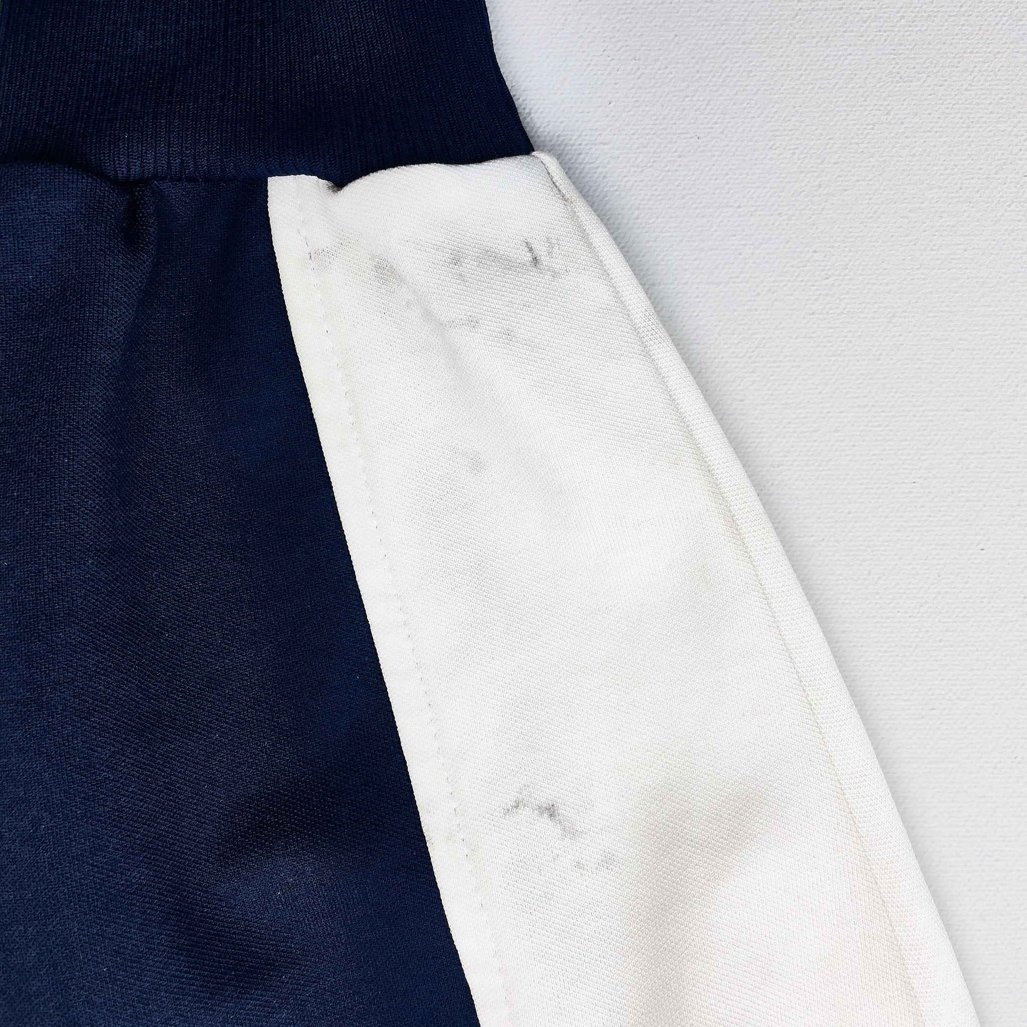 Buy 1990 Italy Track Jacket (L) Diadora ~ Free worldwide shipping available ~ Authentic Vintage Football Shirts from Cult Kits