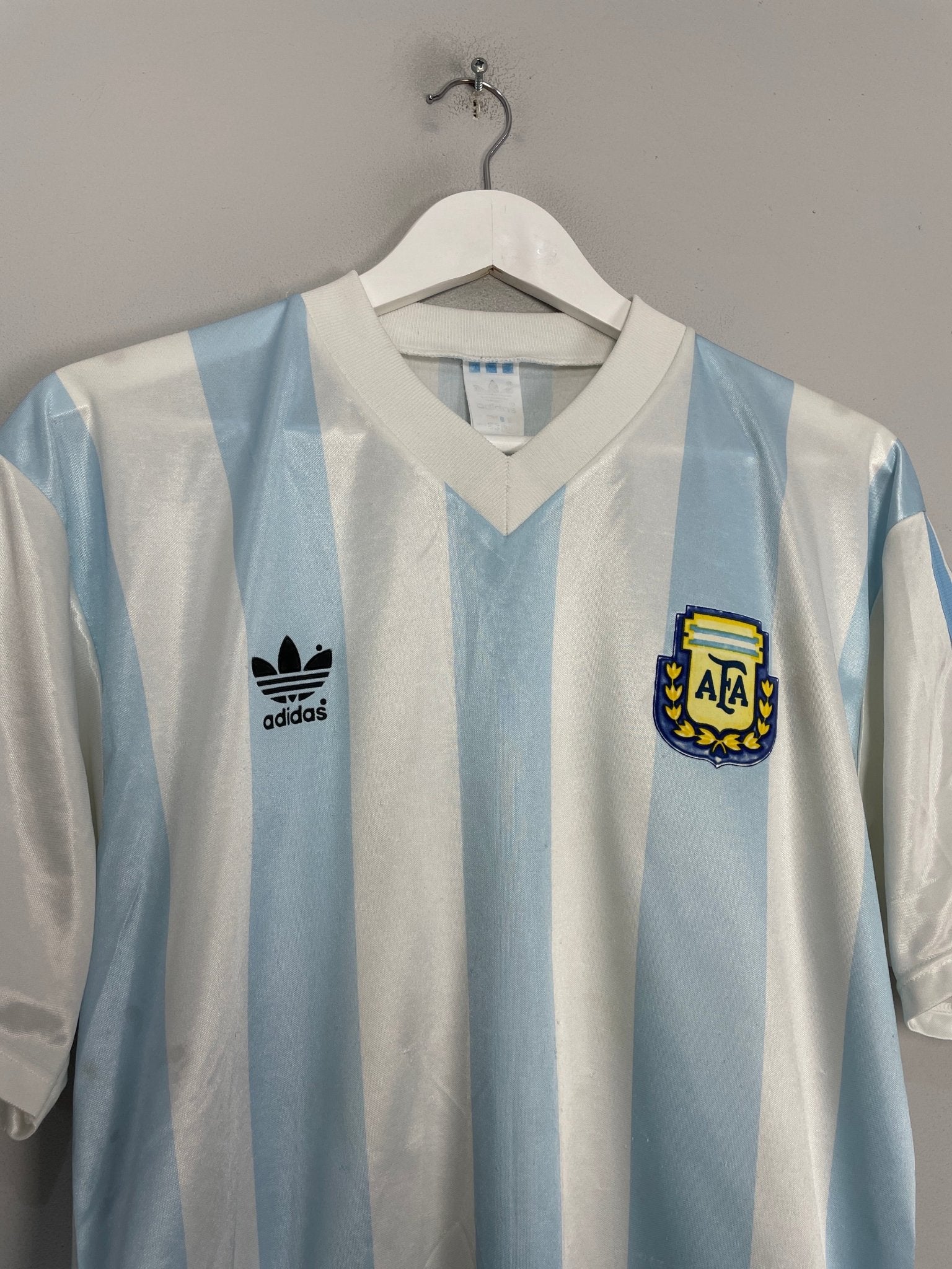 Shop 1990/91 ARGENTINA HOME SHIRT (M) ADIDAS, classic football shirts, vintage football shirts & retro soccer jerseys at Cult Kits