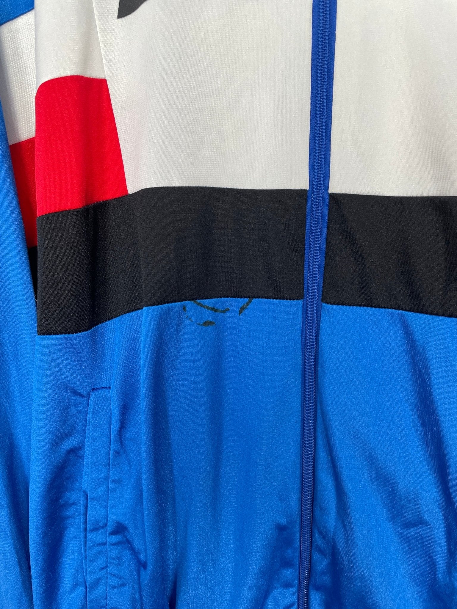 Shop 1990/91 SAMPDORIA TRACK JACKET (L) ASICS, classic football shirts, vintage football shirts & retro soccer jerseys at Cult Kits