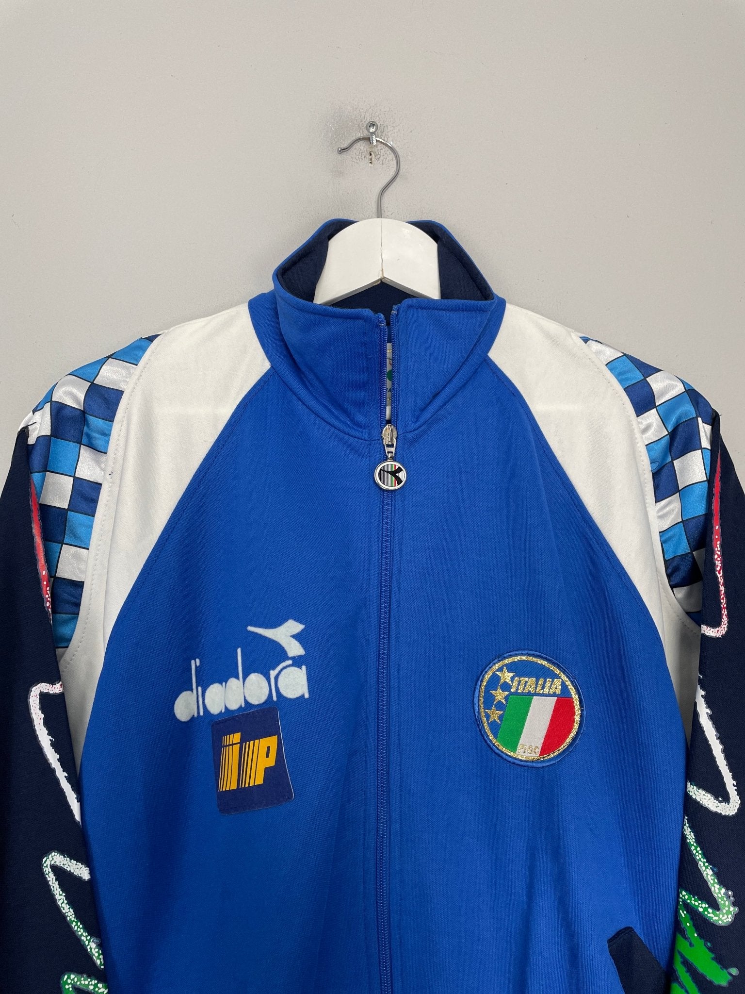 Shop 1990/92 ITALY TRACK JACKET (L) DIADORA, classic football shirts, vintage football shirts & retro soccer jerseys at Cult Kits