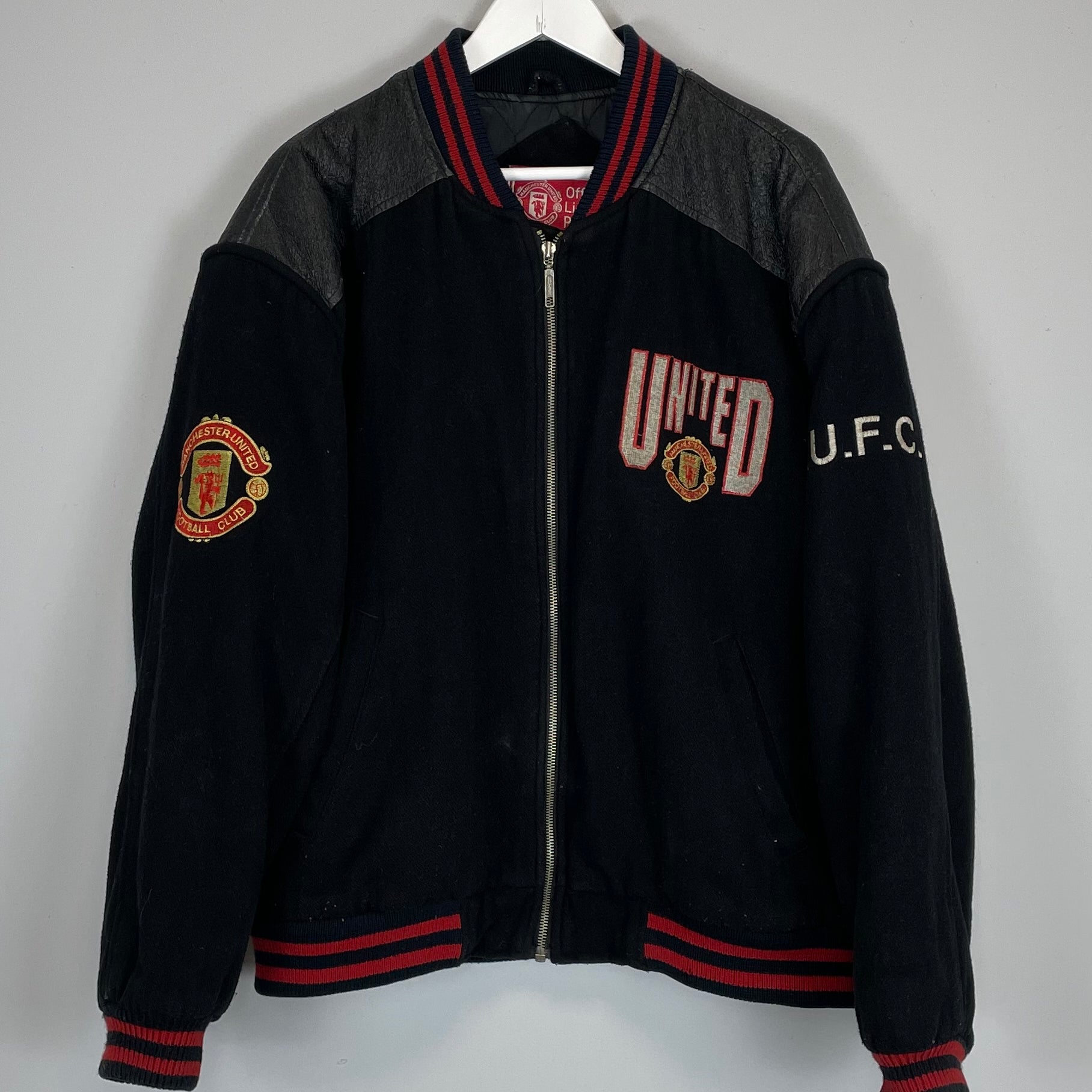 Shop 1990/92 MANCHESTER UNITED VARSITY JACKET (L) CAMPRI, classic football shirts, vintage football shirts & retro soccer jerseys at Cult Kits