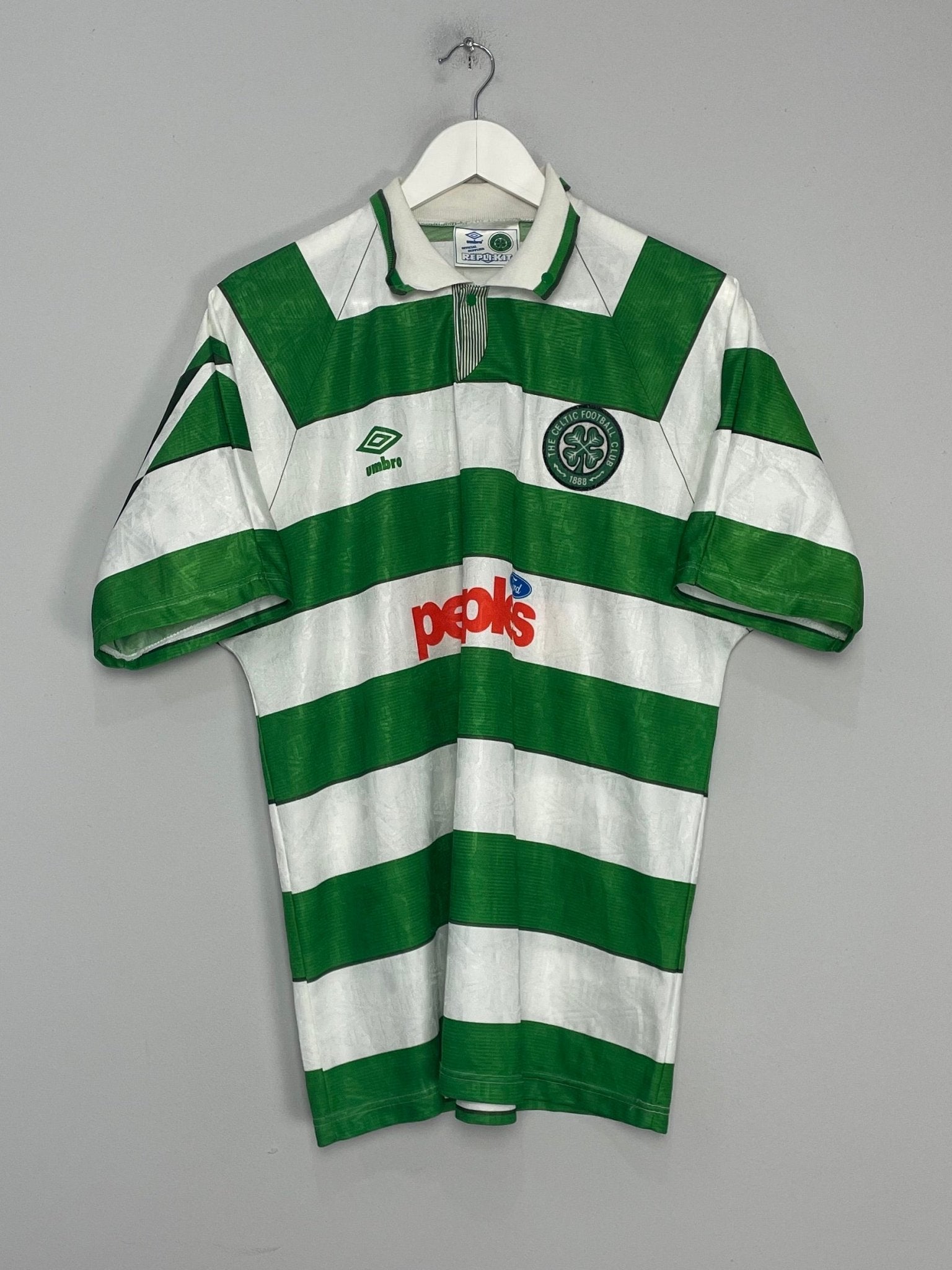 Shop 1991/92 CELTIC HOME SHIRT (M) UMBRO, classic football shirts, vintage football shirts & retro soccer jerseys at Cult Kits