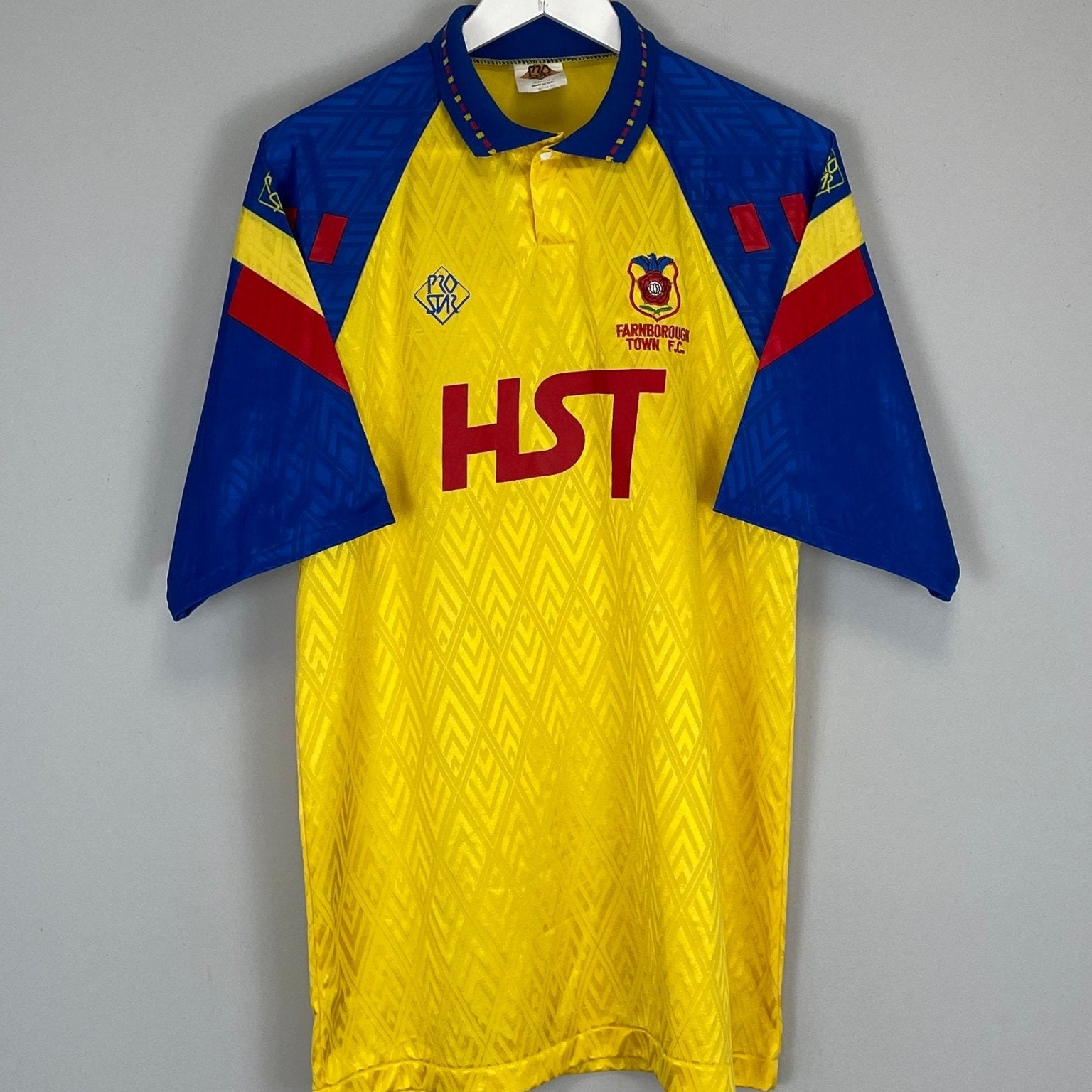 Shop 1991/92 FARNBOROUGH TOWN #7 HOME SHIRT (L) PRO STAR, classic football shirts, vintage football shirts & retro soccer jerseys at Cult Kits