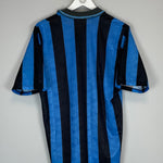 Shop 1991/92 INTER MILAN HOME SHIRT (M) UMBRO, classic football shirts, vintage football shirts & retro soccer jerseys at Cult Kits