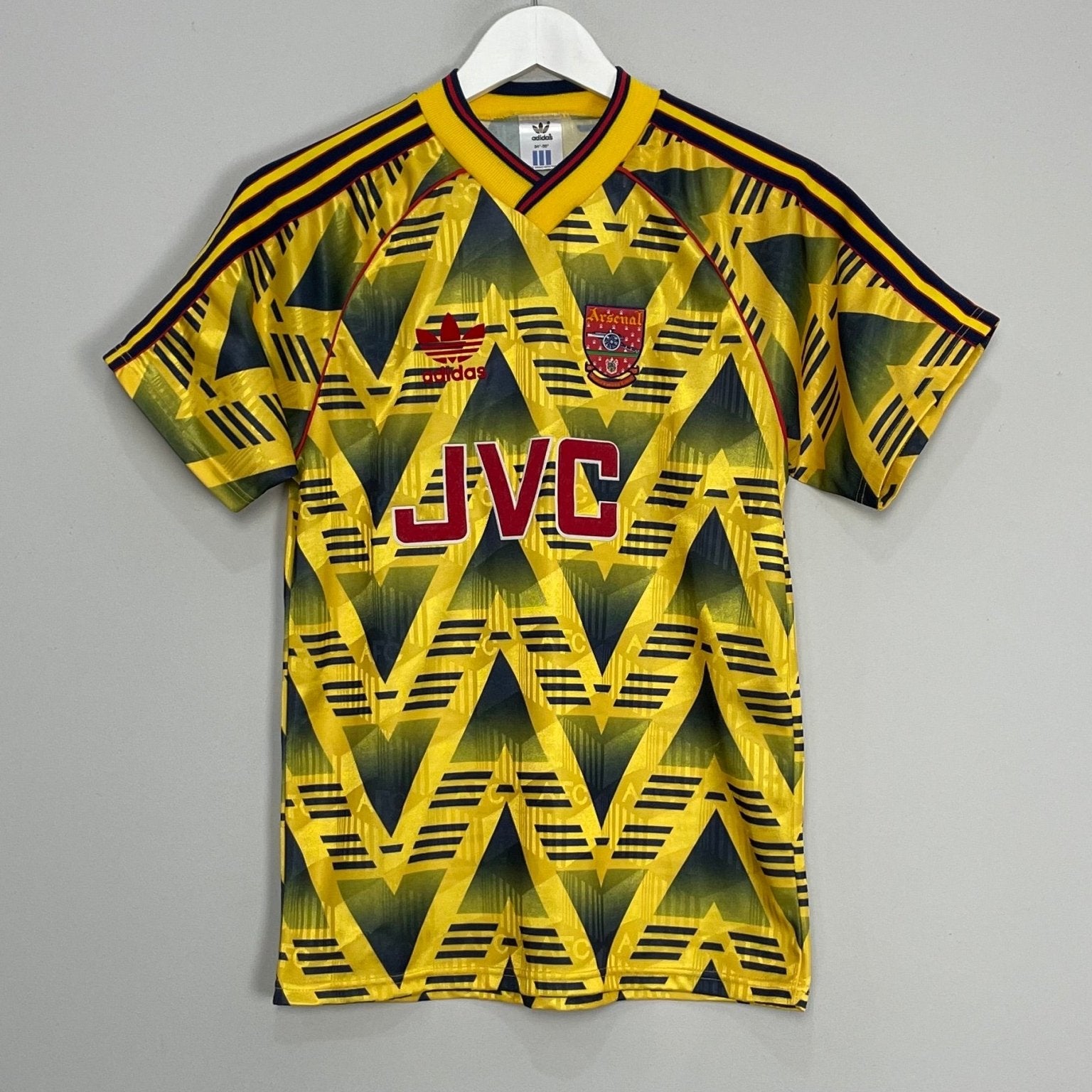 Shop 1991/93 ARSENAL AWAY SHIRT (S) ADIDAS, classic football shirts, vintage football shirts & retro soccer jerseys at Cult Kits