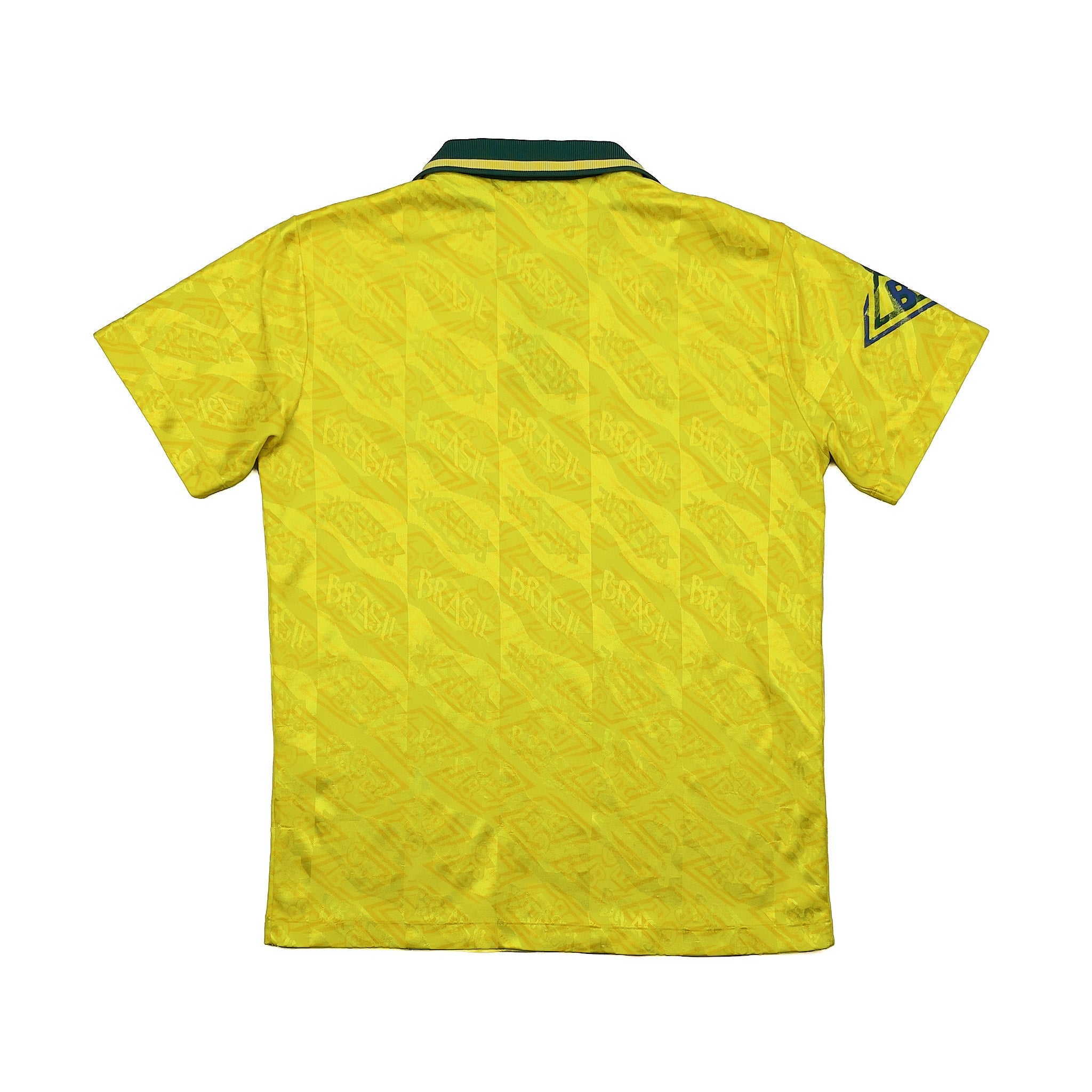 Buy 1991/93 Brazil Home Shirt (S) Umbro ~ Free worldwide shipping ~ Authentic Vintage Football Shirts from Cult Kits