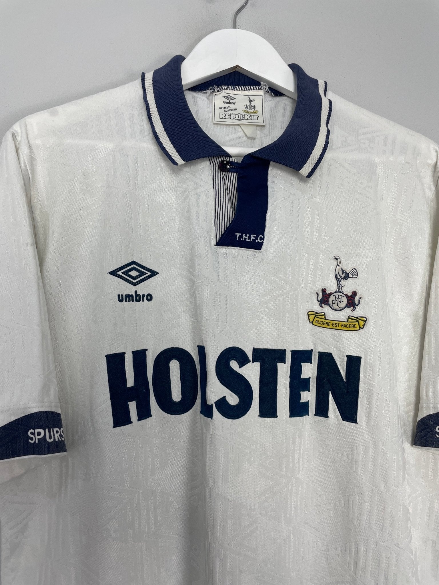 Shop 1991/93 TOTTENHAM HOME SHIRT (L) UMBRO, classic football shirts, vintage football shirts & retro soccer jerseys at Cult Kits