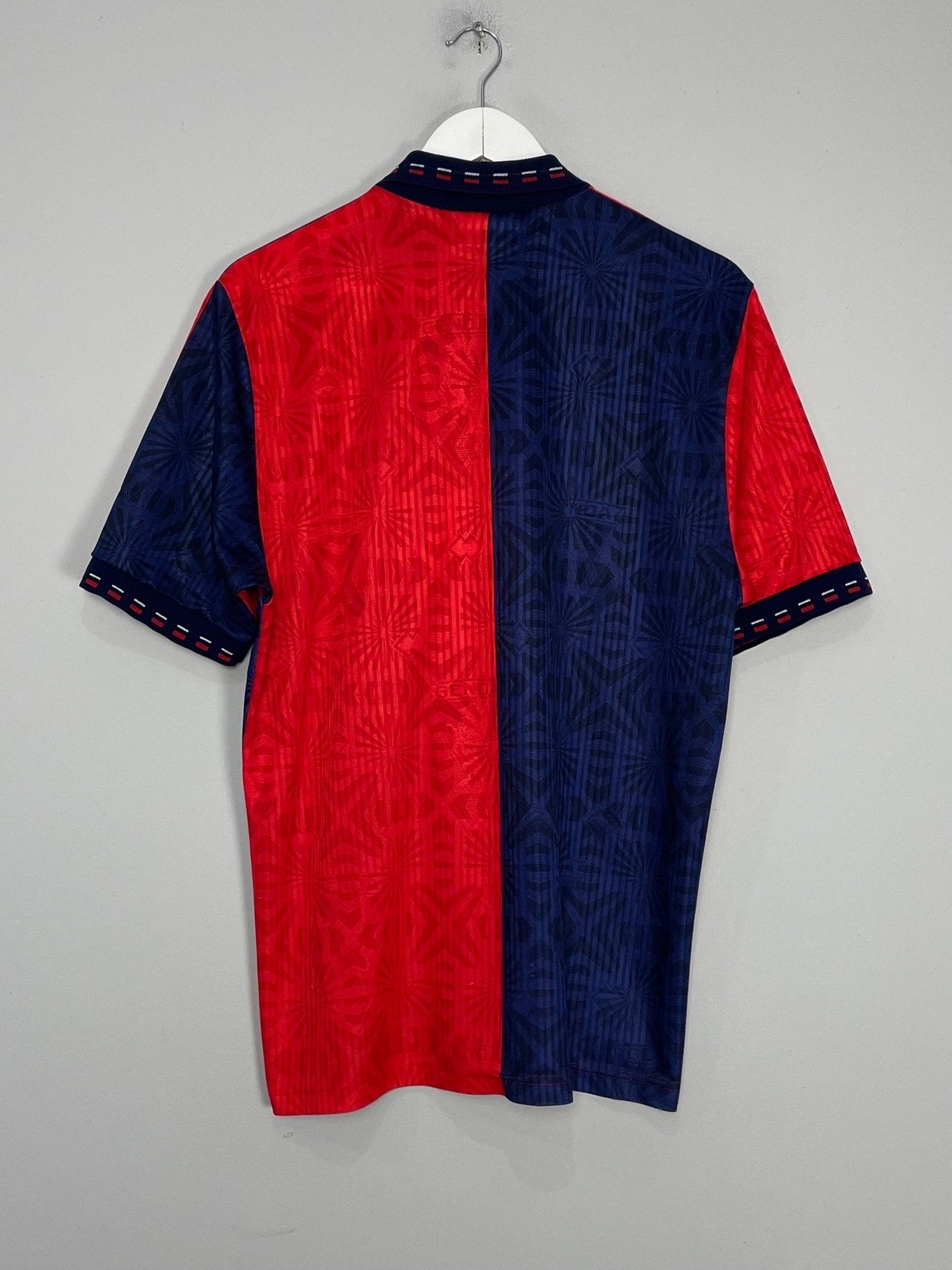 Shop 1992/93 GENOA HOME SHIRT (L) ERREA, classic football shirts, vintage football shirts & retro soccer jerseys at Cult Kits