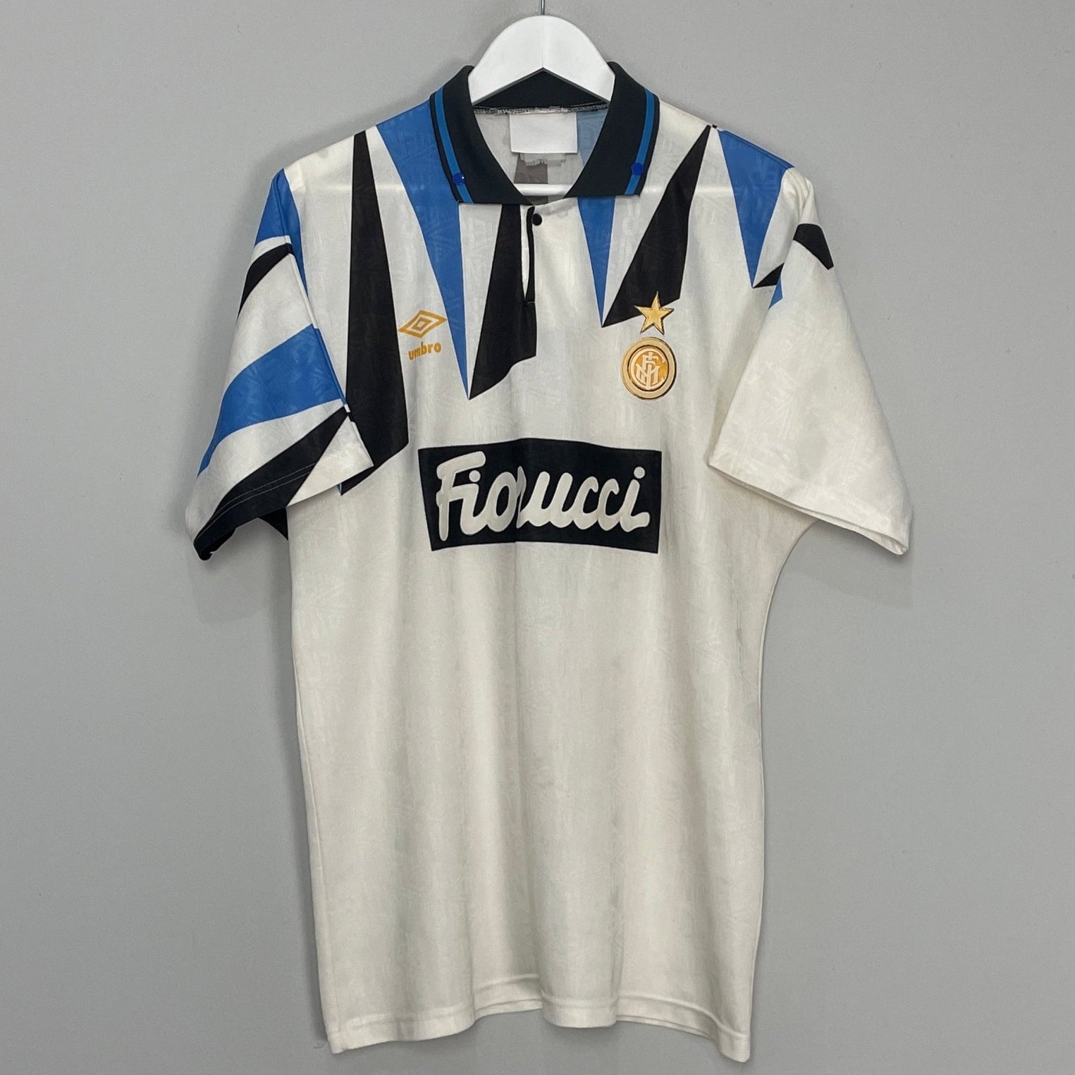 Shop 1992/93 INTER MILAN AWAY SHIRT (L) UMBRO, classic football shirts, vintage football shirts & retro soccer jerseys at Cult Kits
