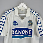 Shop 1992/93 JUVENTUS TRAINING SHIRT (L) KAPPA, classic football shirts, vintage football shirts & retro soccer jerseys at Cult Kits