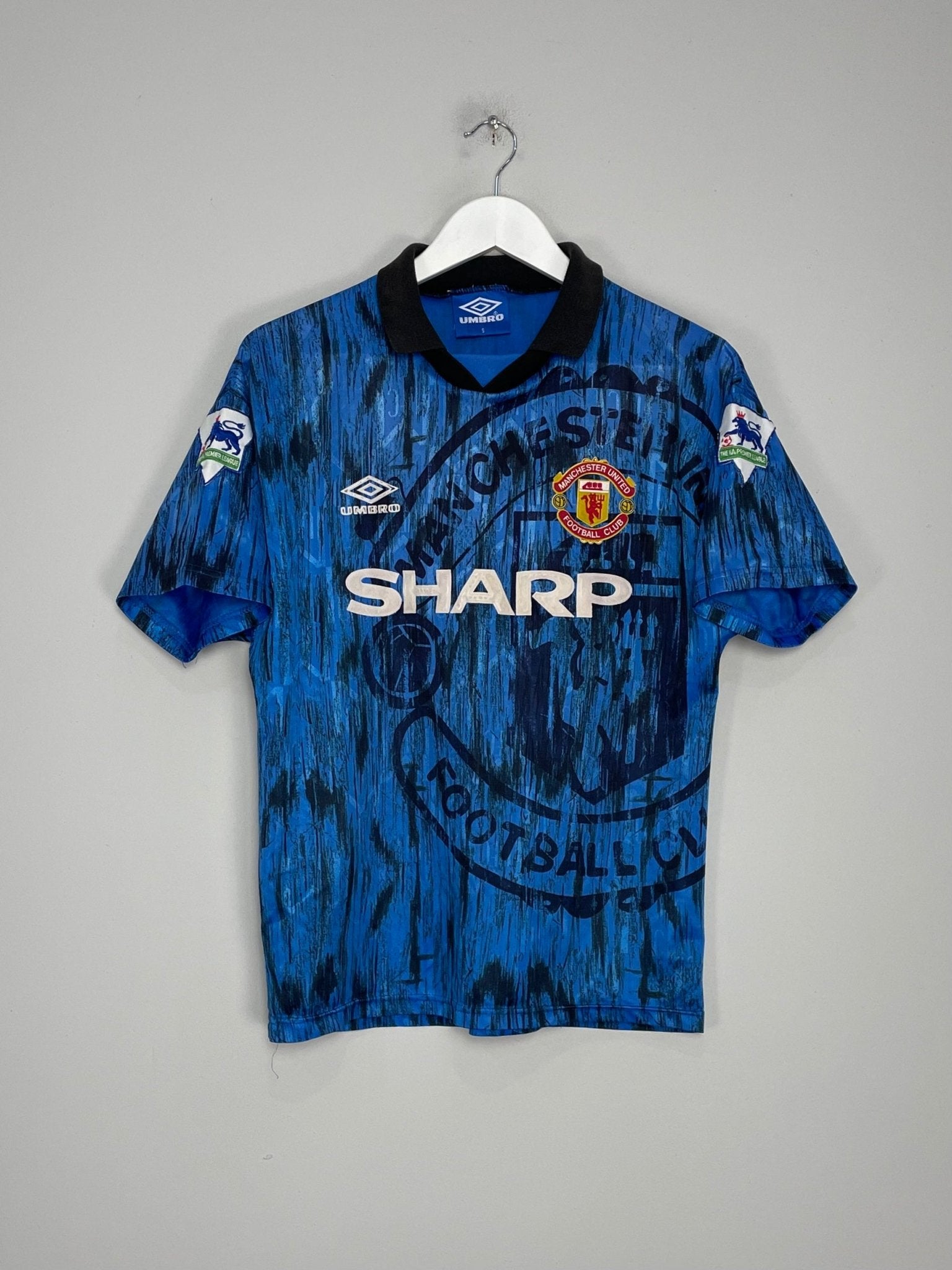Shop 1992/93 MANCHESTER UNITED AWAY SHIRT (S) UMBRO, classic football shirts, vintage football shirts & retro soccer jerseys at Cult Kits