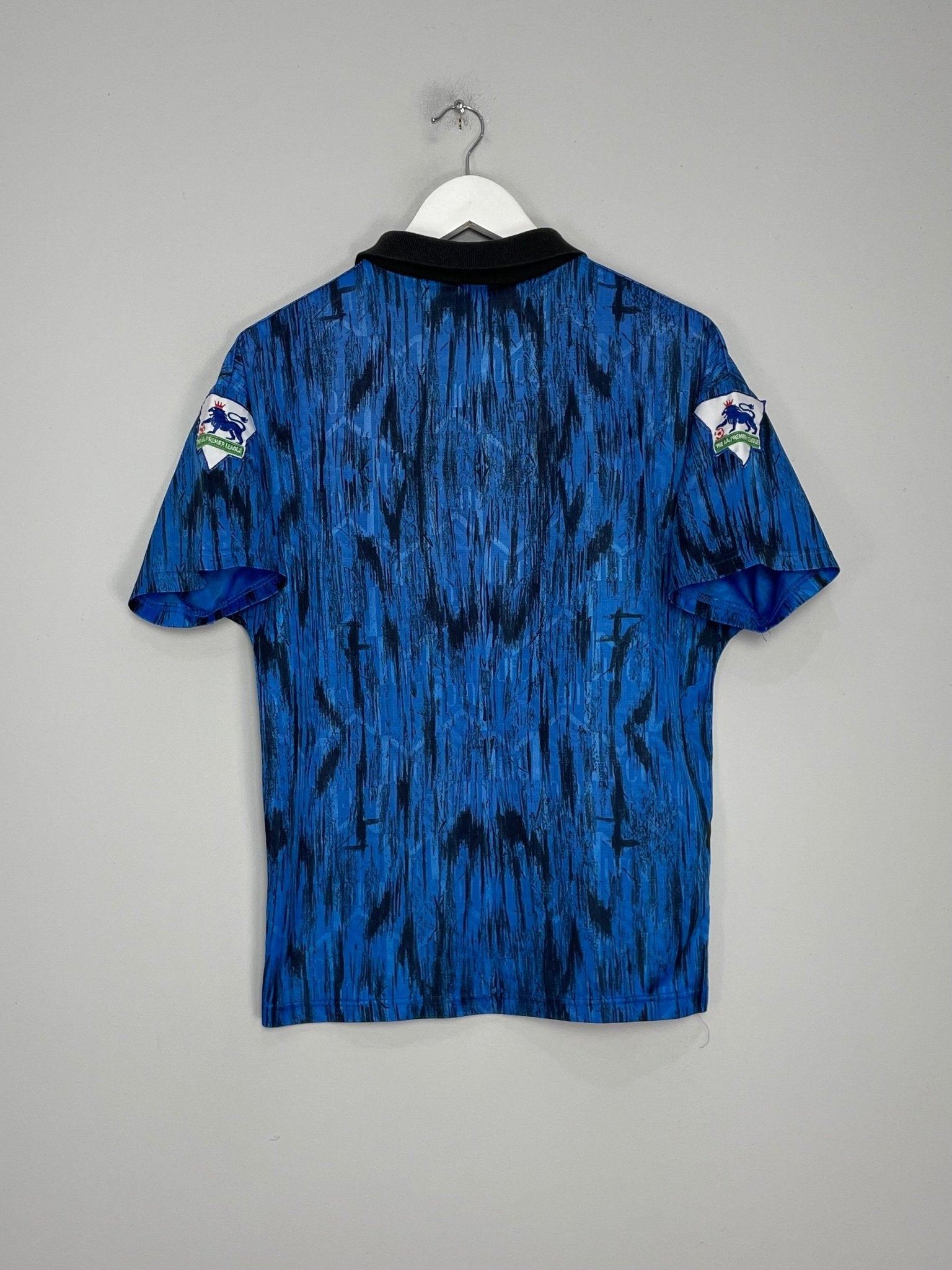 Shop 1992/93 MANCHESTER UNITED AWAY SHIRT (S) UMBRO, classic football shirts, vintage football shirts & retro soccer jerseys at Cult Kits