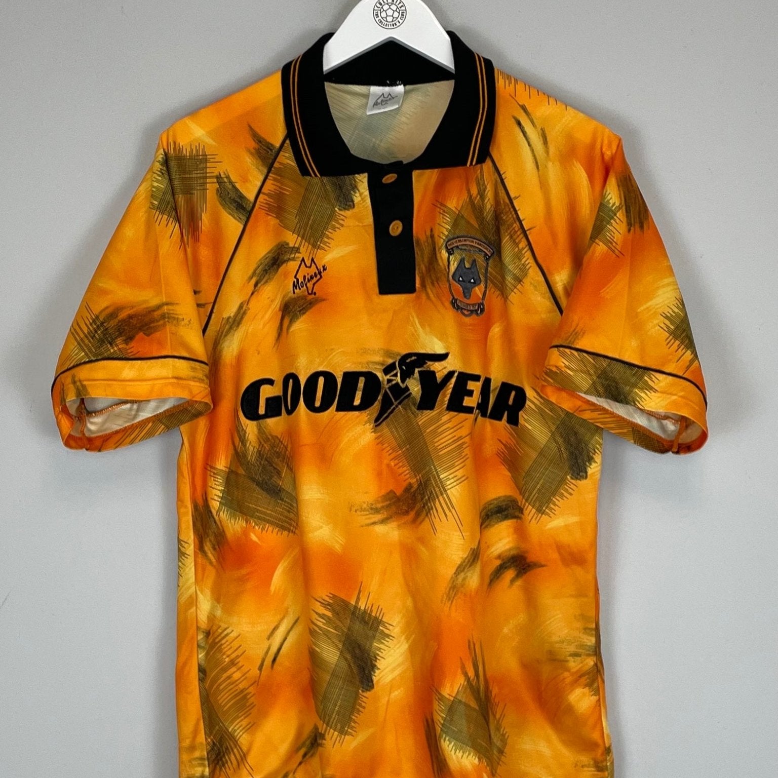Shop 1992/93 WOLVES HOME SHIRT (M) MOLINEUX, classic football shirts, vintage football shirts & retro soccer jerseys at Cult Kits