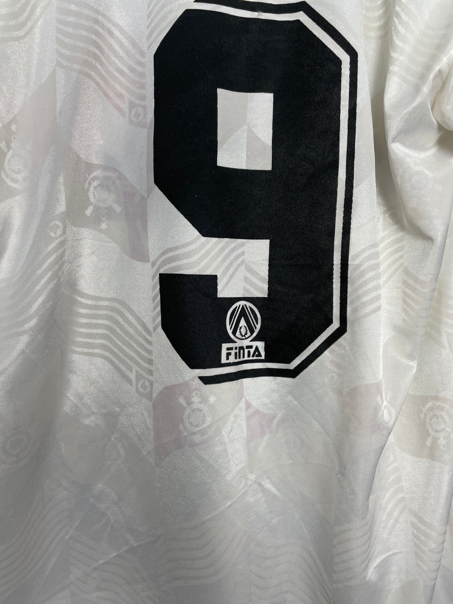 Shop 1992/94 CORINTHIANS #9 HOME SHIRT (L) FINTA, classic football shirts, vintage football shirts & retro soccer jerseys at Cult Kits