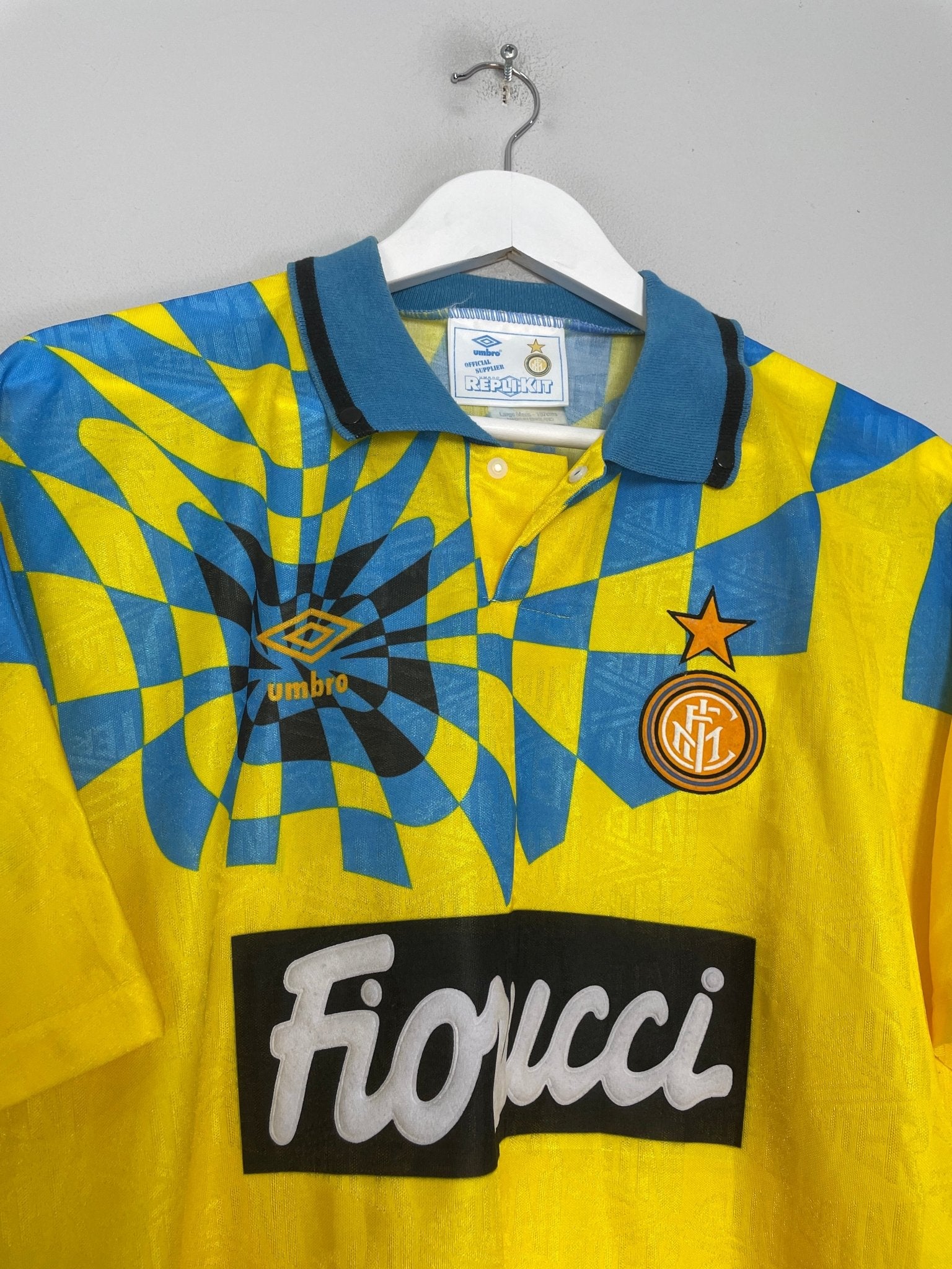 Shop 1992/94 INTER MILAN AWAY SHIRT (L) UMBRO, classic football shirts, vintage football shirts & retro soccer jerseys at Cult Kits