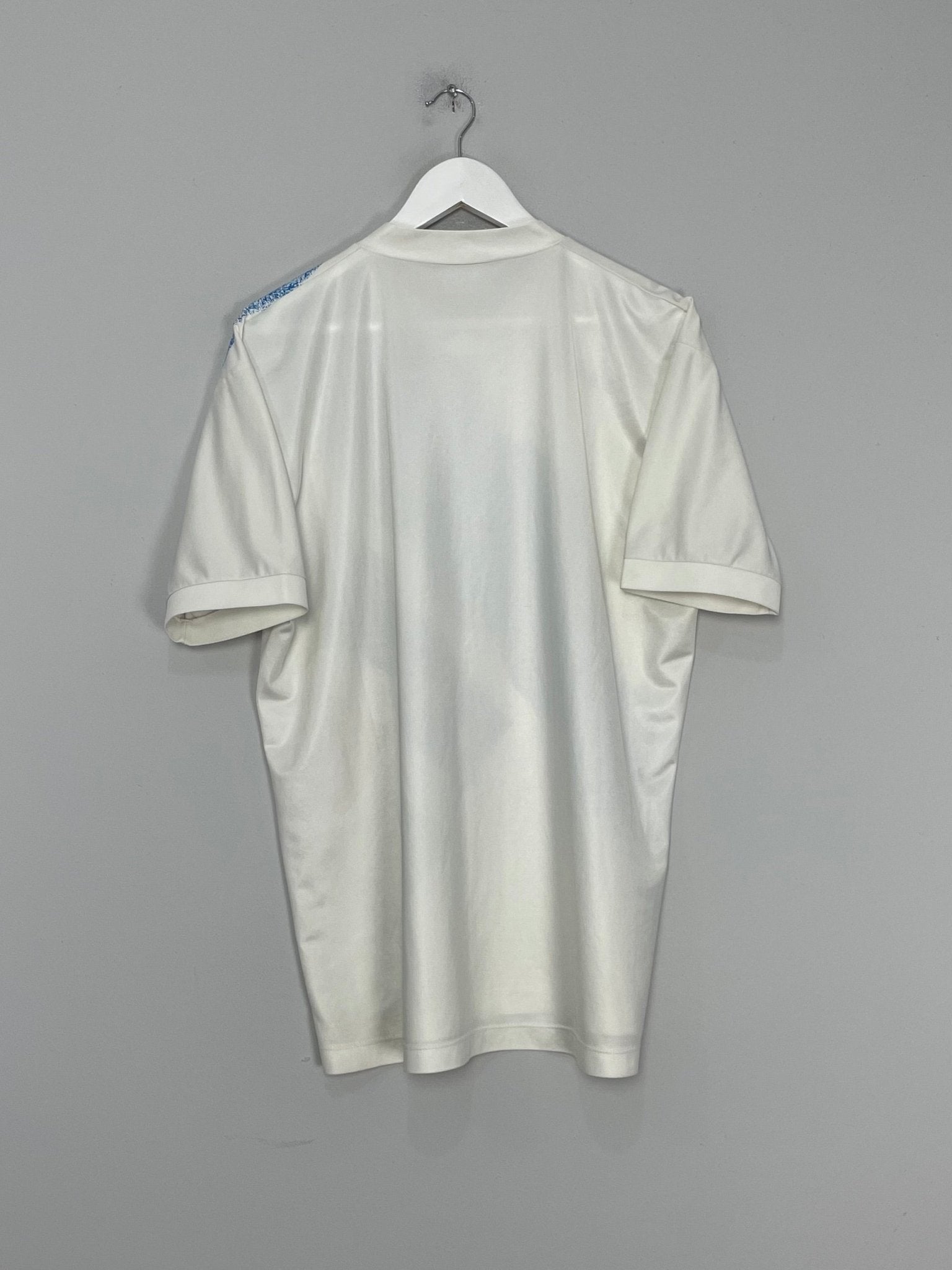 Shop 1992/94 ITALY TRAINING SHIRT (L) DIADORA, classic football shirts, vintage football shirts & retro soccer jerseys at Cult Kits