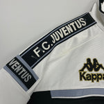 Shop 1992/94 JUVENTUS TRACK JACKET (M) KAPPA, classic football shirts, vintage football shirts & retro soccer jerseys at Cult Kits