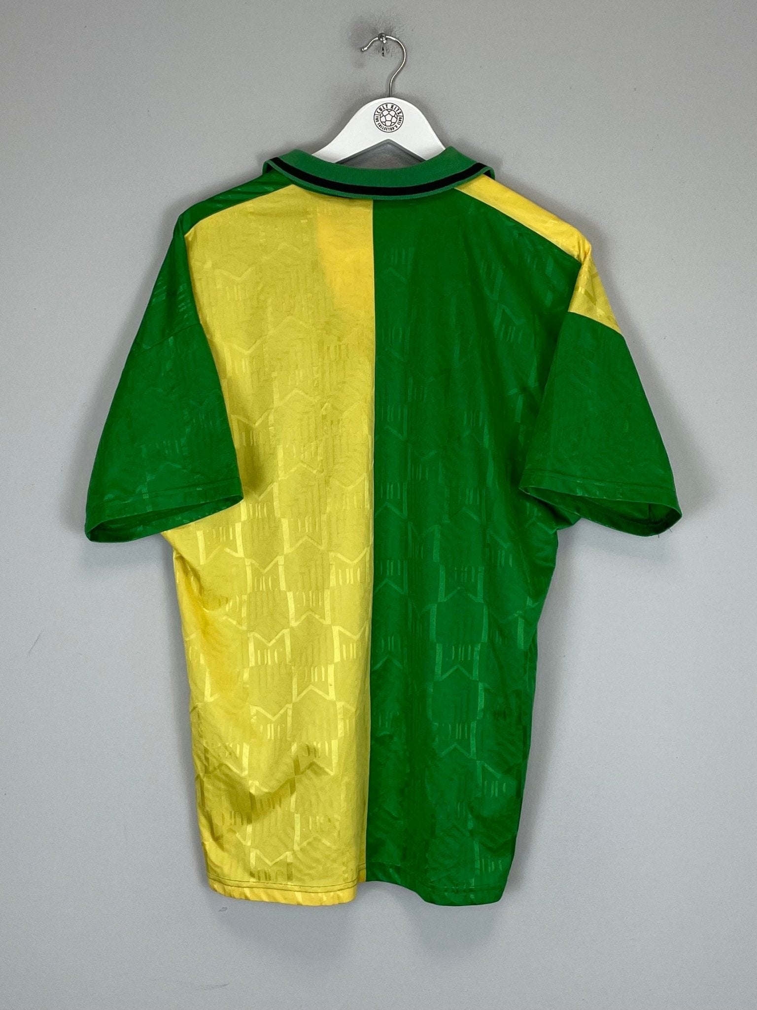 Shop 1992/94 MANCHESTER UNITED AWAY SHIRT (L) UMBRO, classic football shirts, vintage football shirts & retro soccer jerseys at Cult Kits