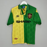 Shop 1992/94 MANCHESTER UNITED CANTONA #7 AWAY SHIRT (M) UMBRO, classic football shirts, vintage football shirts & retro soccer jerseys at Cult Kits