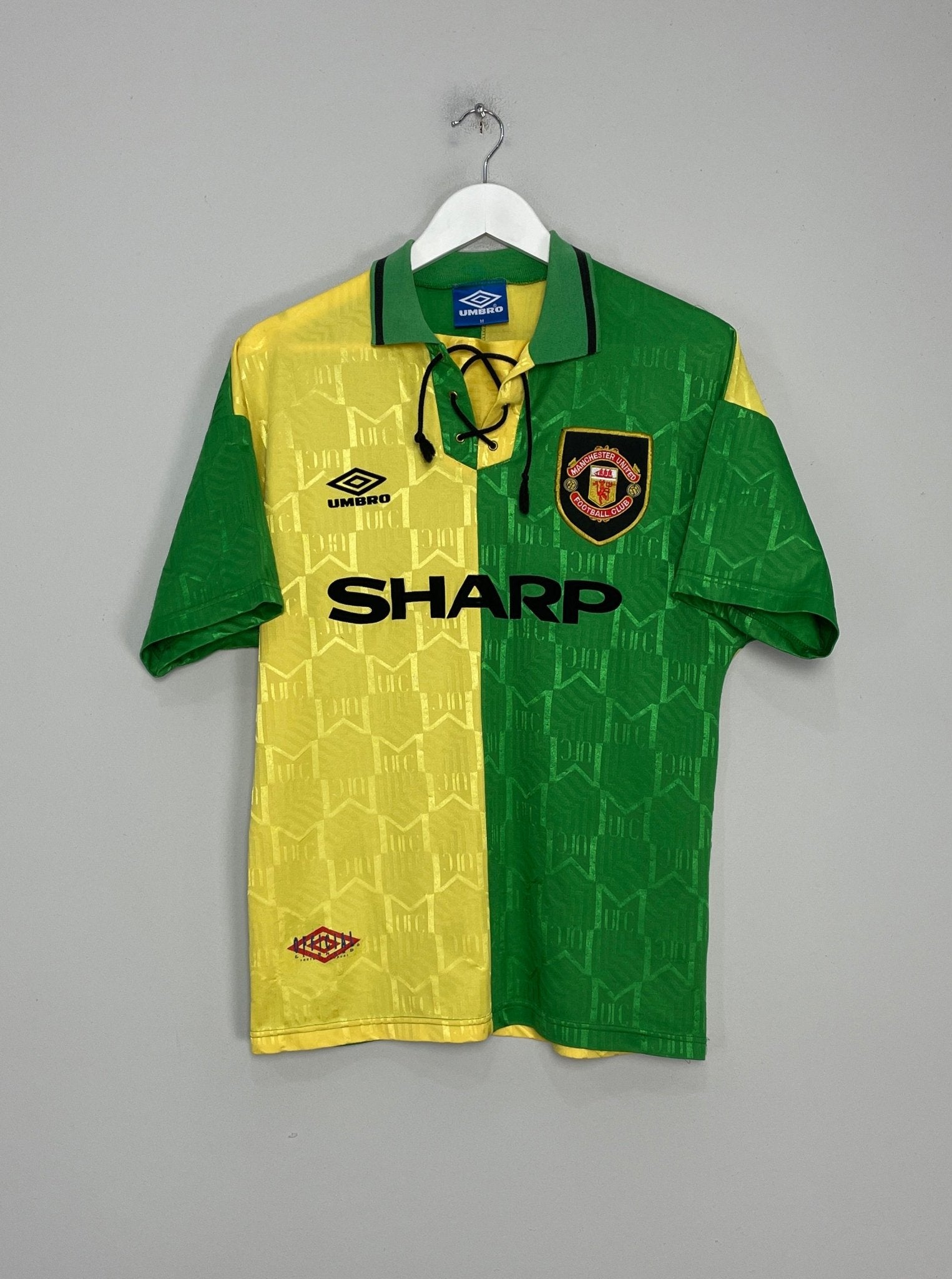 Shop 1992/94 MANCHESTER UNITED CANTONA #7 AWAY SHIRT (M) UMBRO, classic football shirts, vintage football shirts & retro soccer jerseys at Cult Kits