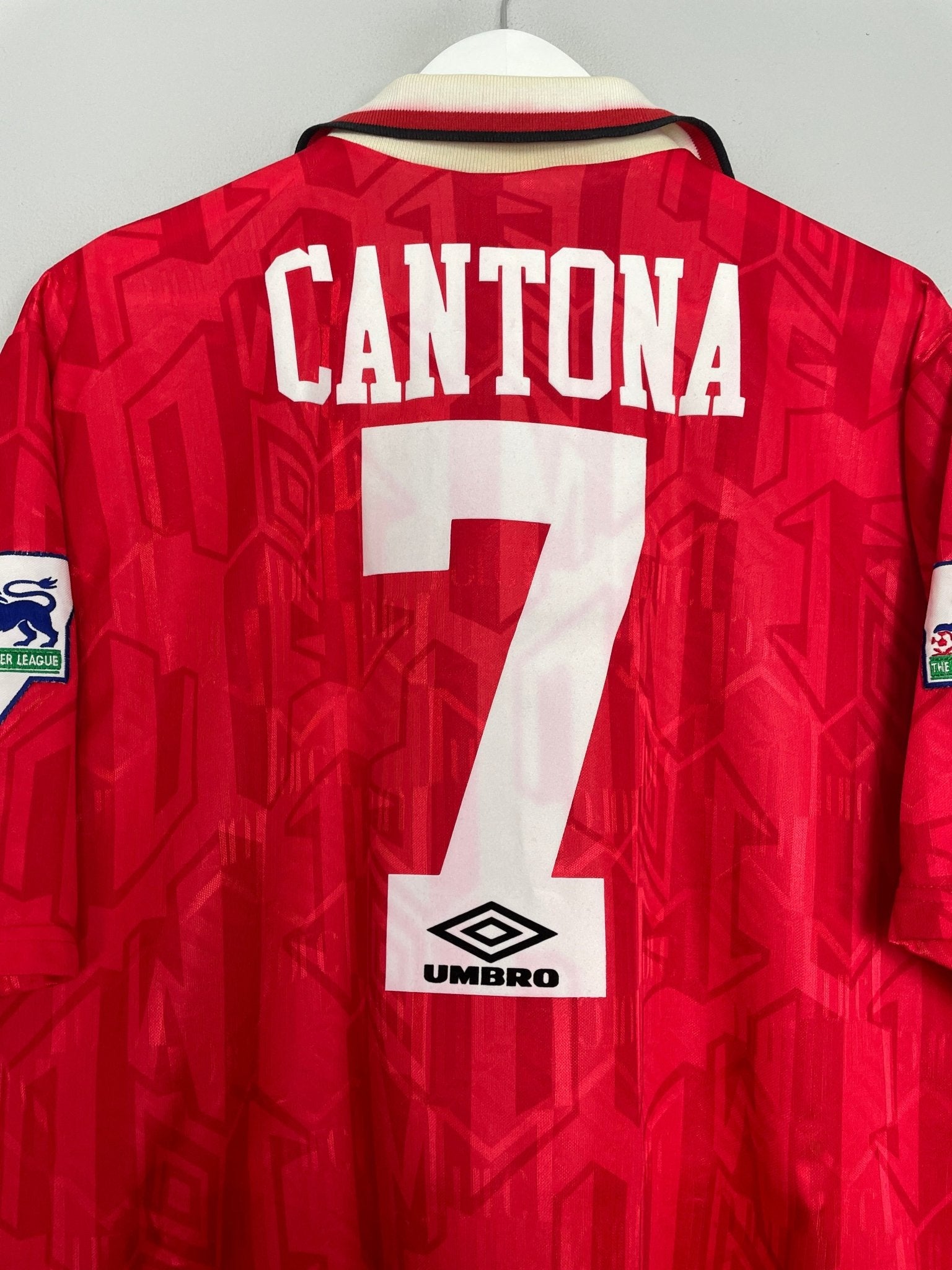Shop 1992/94 MANCHESTER UNITED CANTONA #7 HOME SHIRT (XL) UMBRO, classic football shirts, vintage football shirts & retro soccer jerseys at Cult Kits