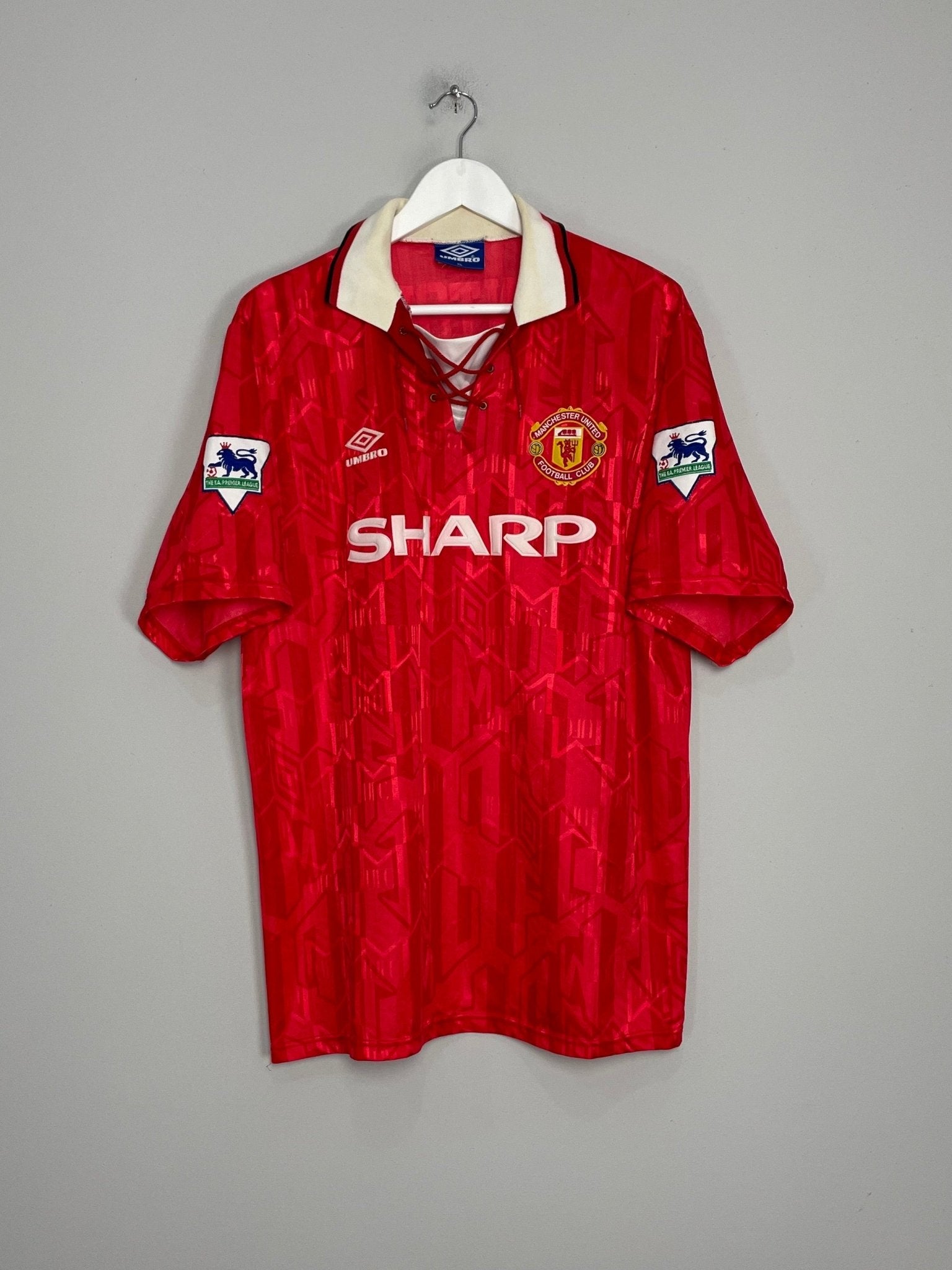 Shop 1992/94 MANCHESTER UNITED CANTONA #7 HOME SHIRT (XL) UMBRO, classic football shirts, vintage football shirts & retro soccer jerseys at Cult Kits
