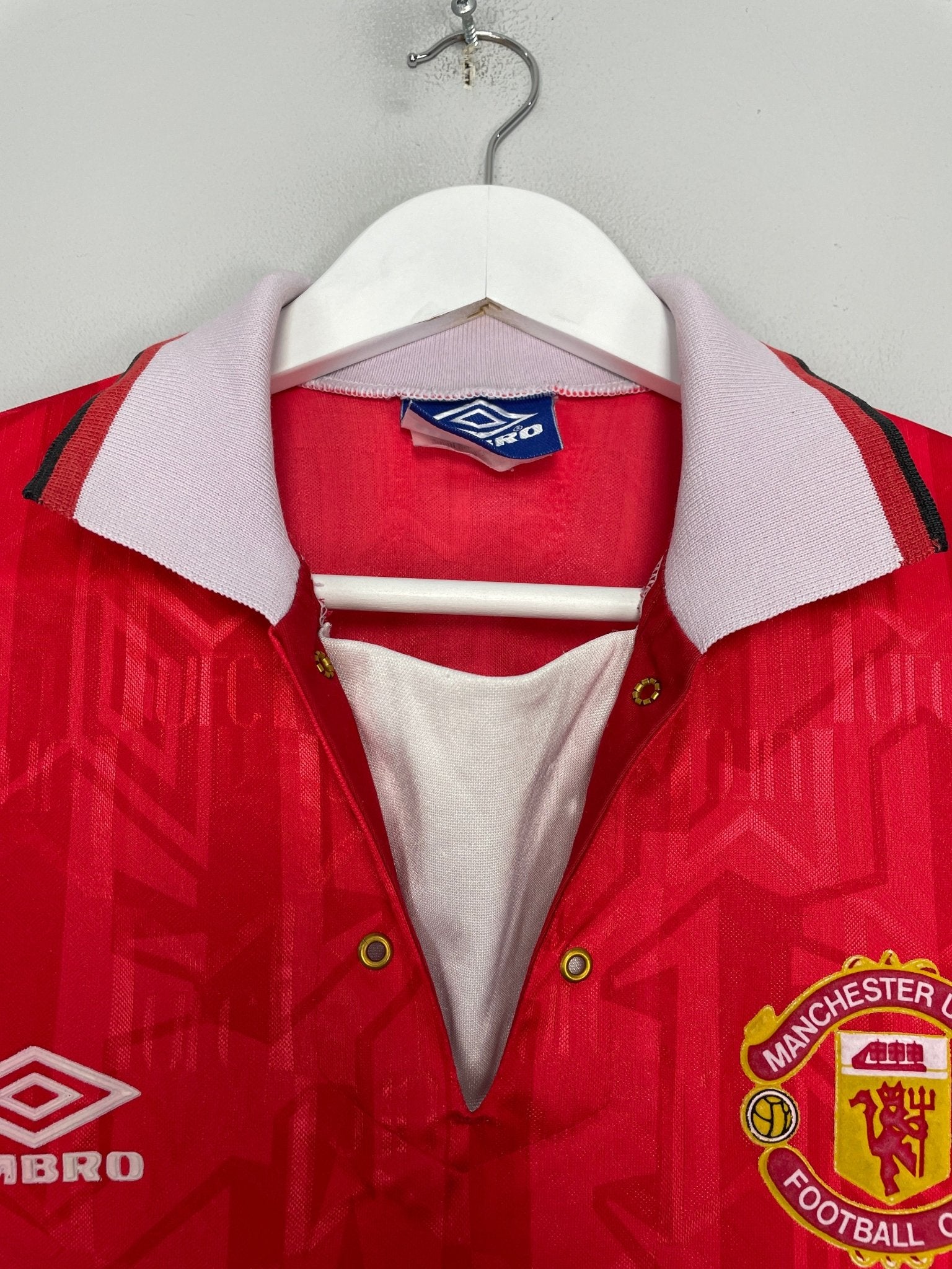 Shop 1992/94 MANCHESTER UNITED HOME SHIRT (S) UMBRO, classic football shirts, vintage football shirts & retro soccer jerseys at Cult Kits
