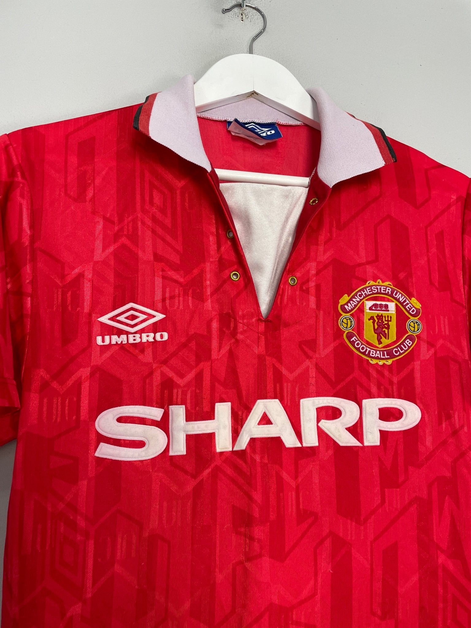 Shop 1992/94 MANCHESTER UNITED HOME SHIRT (S) UMBRO, classic football shirts, vintage football shirts & retro soccer jerseys at Cult Kits