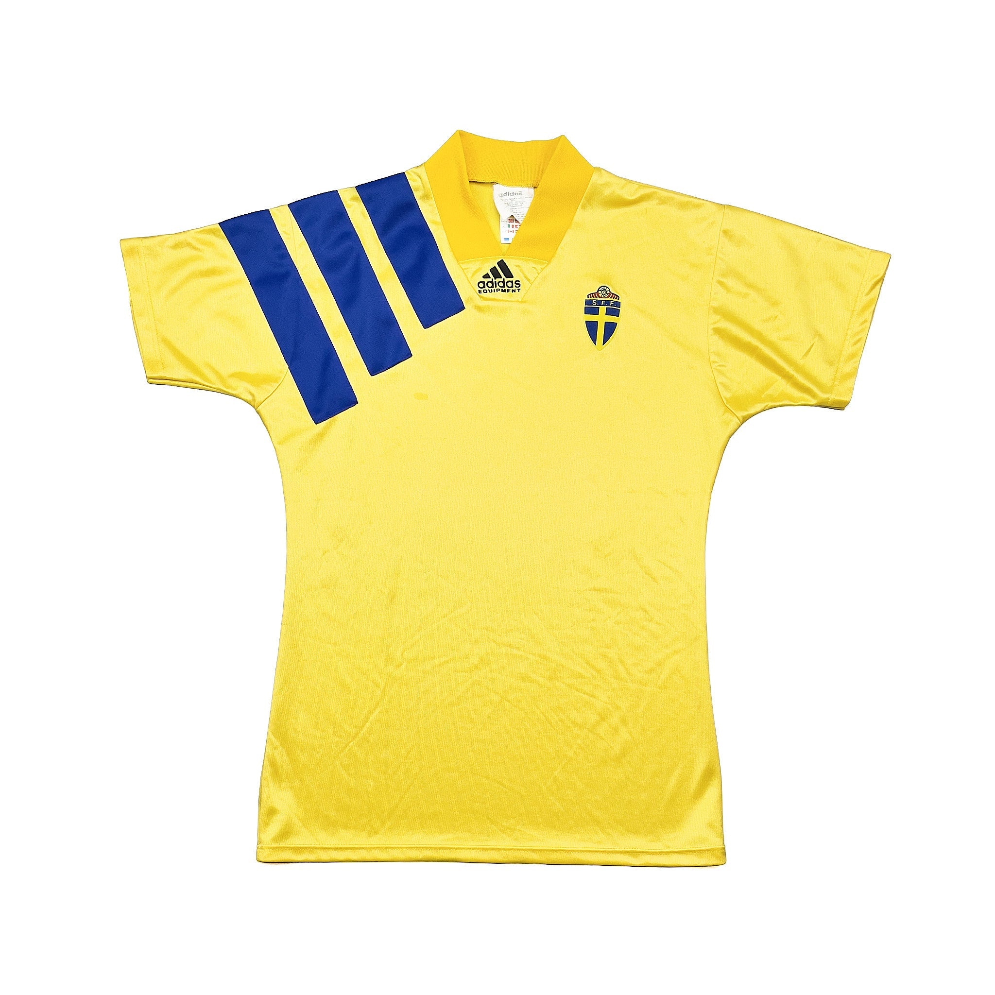 Buy 1992/94 Sweden Home Shirt (S) Adidas ~ Free worldwide shipping ~ Authentic Vintage Football Shirts from Cult Kits
