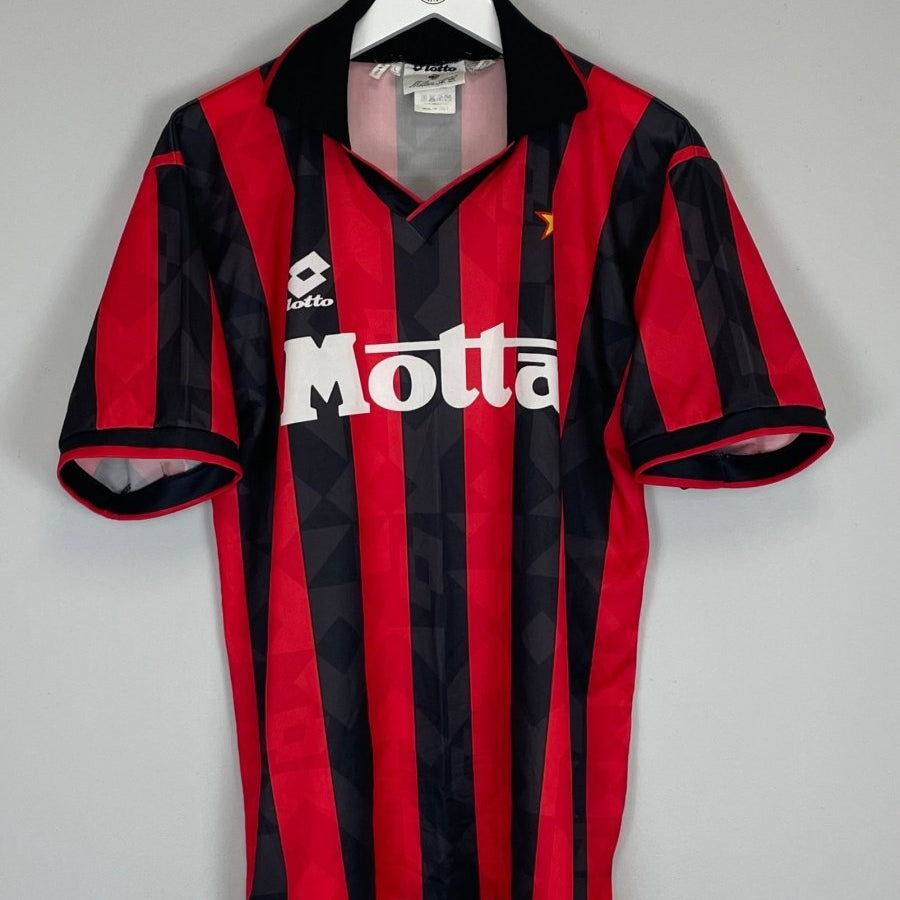 1993/94 AC MILAN 9 HOME SHIRT (L) LOTTO - Cult Kits - Large - Buy Vintage Football Shirts, Authentic Retro Football Shirts For Sale, Classic Football Shirts & Soccer Jersey
