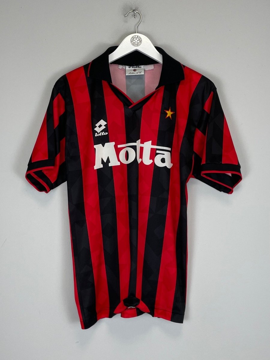 1993/94 AC MILAN HOME SHIRT (M) LOTTO - Cult Kits - Medium - Buy Vintage Football Shirts, Authentic Retro Football Shirts For Sale, Classic Football Shirts & Soccer Jersey