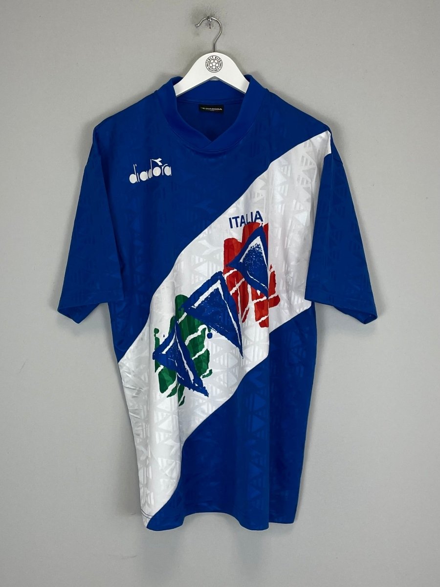 1993/94 ITALY TRAINING SHIRT (XL) DIADORA - Cult Kits - XL - Buy Vintage Football Shirts, Authentic Retro Football Shirts For Sale, Classic Football Shirts & Soccer Jersey