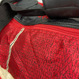 Shop 1993/94 MANCHESTER UNITED DUFFLE BAG UMBRO, classic football shirts, vintage football shirts & retro soccer jerseys at Cult Kits