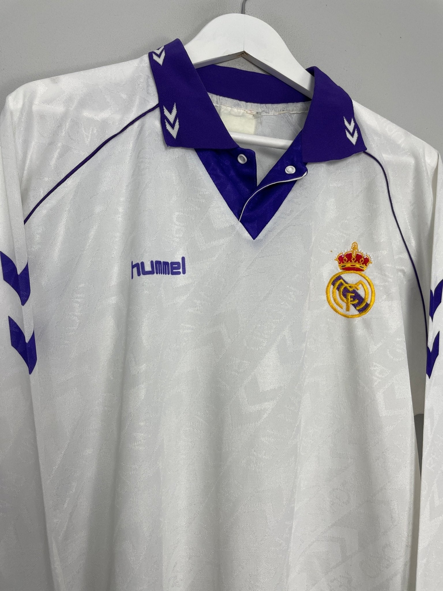 Shop 1993/94 REAL MADRID L/S HOME SHIRT (L) HUMMEL, classic football shirts, vintage football shirts & retro soccer jerseys at Cult Kits