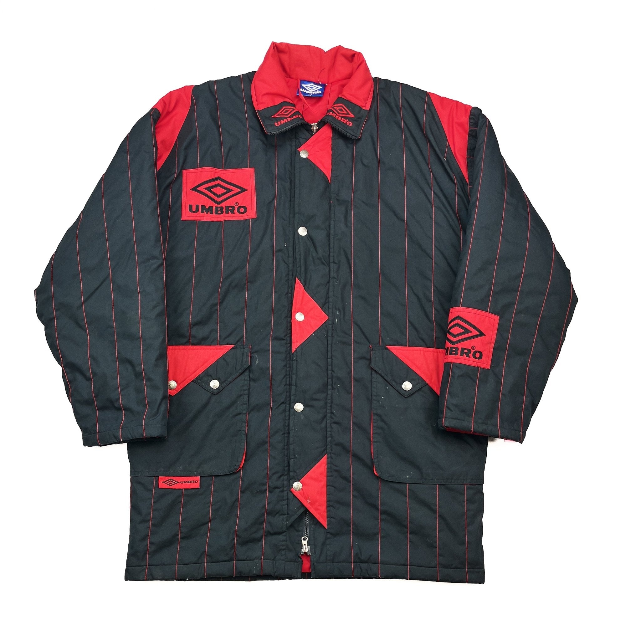 Buy 1993/94 Umbro Bench Coat (XL) Umbro ~ Free worldwide shipping ~ Authentic Vintage Football Shirts from Cult Kits