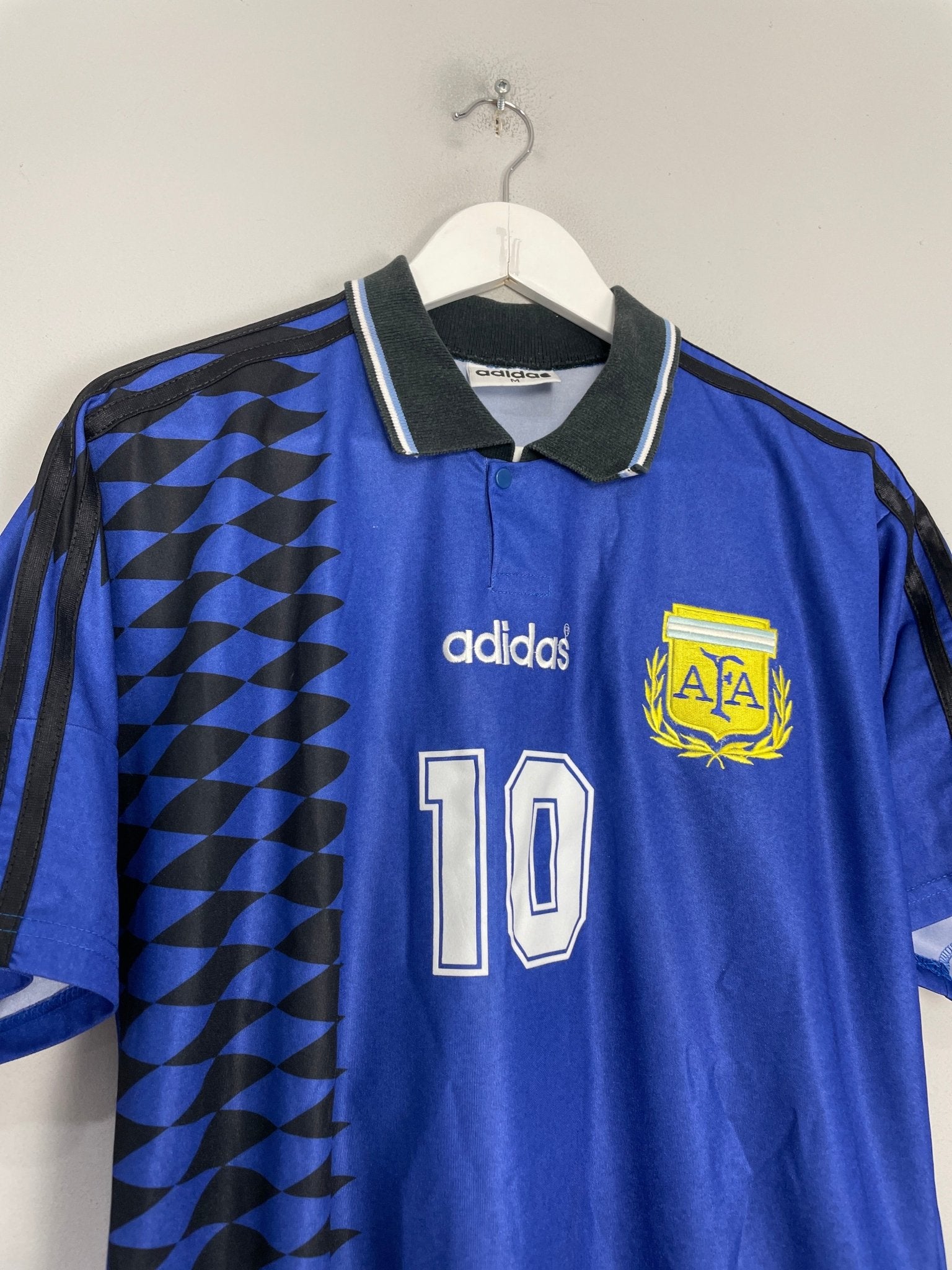 Shop 1994 ARGENTINA MARADONA #10 AWAY SHIRT (M) ADIDAS, classic football shirts, vintage football shirts & retro soccer jerseys at Cult Kits