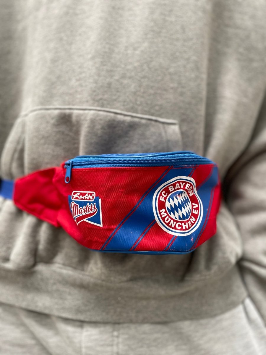 1994 BAYERN MUNICH WAIST POUCH BUMBAG - Cult Kits - N/A - Buy Vintage Football Shirts, Authentic Retro Football Shirts For Sale, Classic Football Shirts & Soccer Jersey