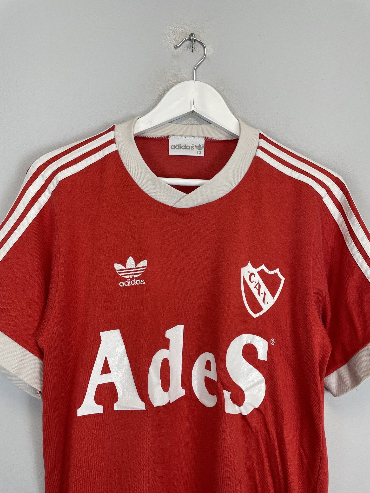 Shop 1994 INDEPENDIENTE HOME SHIRT (M) ADIDAS, classic football shirts, vintage football shirts & retro soccer jerseys at Cult Kits