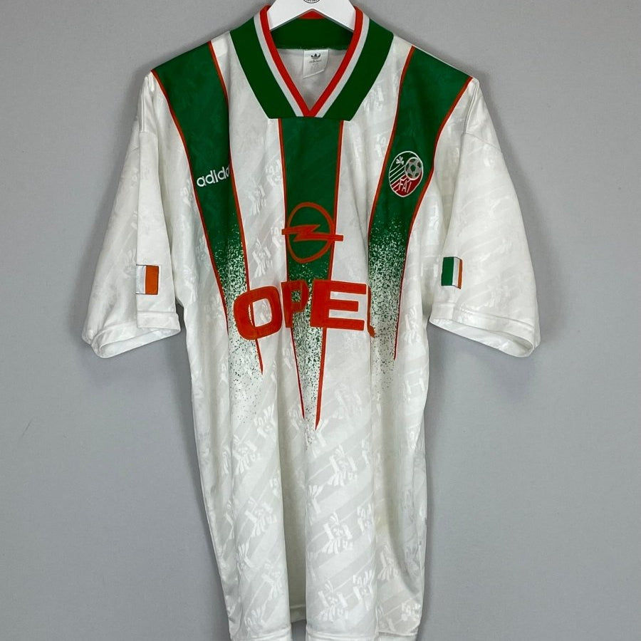 1994 IRELAND AWAY SHIRT (L) ADIDAS - Cult Kits - Large - Buy Vintage Football Shirts, Authentic Retro Football Shirts For Sale, Classic Football Shirts & Soccer Jersey