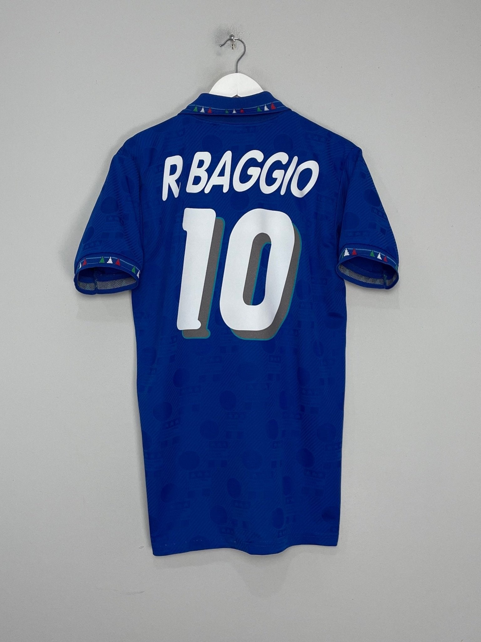 Shop 1994 ITALY BAGGIO #10 HOME SHIRT (L) DIADORA, classic football shirts, vintage football shirts & retro soccer jerseys at Cult Kits