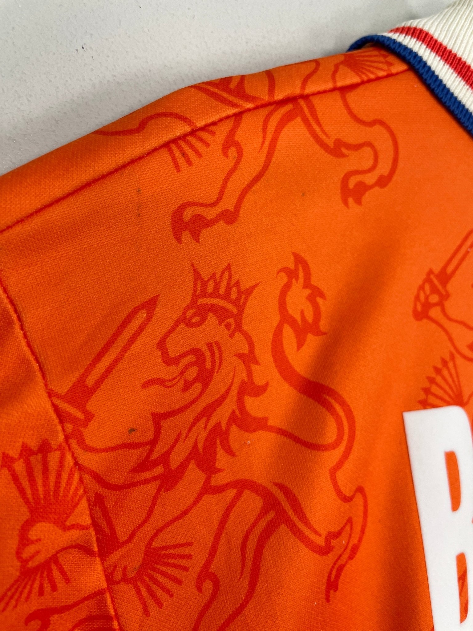 Shop 1994 NETHERLANDS BERGKAMP #10 HOME SHIRT (L) LOTTO, classic football shirts, vintage football shirts & retro soccer jerseys at Cult Kits