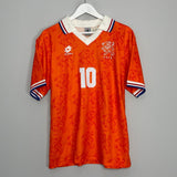 Shop 1994 NETHERLANDS BERGKAMP #10 HOME SHIRT (L) LOTTO, classic football shirts, vintage football shirts & retro soccer jerseys at Cult Kits