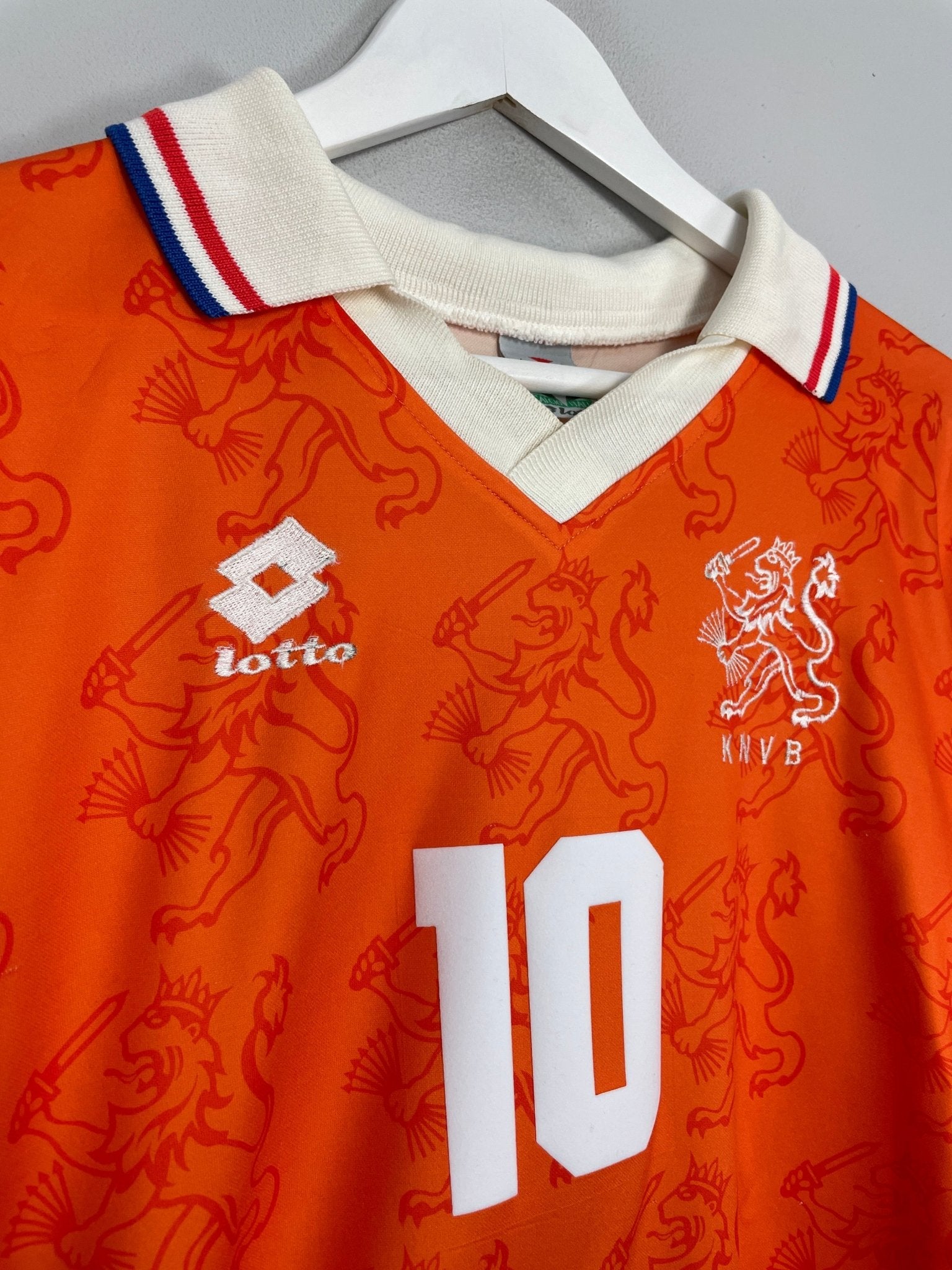 Shop 1994 NETHERLANDS BERGKAMP #10 HOME SHIRT (L) LOTTO, classic football shirts, vintage football shirts & retro soccer jerseys at Cult Kits